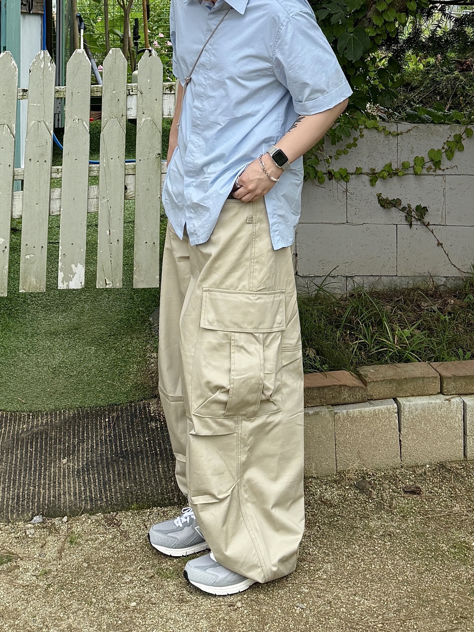 (W) New Balance 480v5 Gray - 4E XXWide, Sansan Gear Varied Cross Bag Beige - 25SS 착용 스타일 - 3