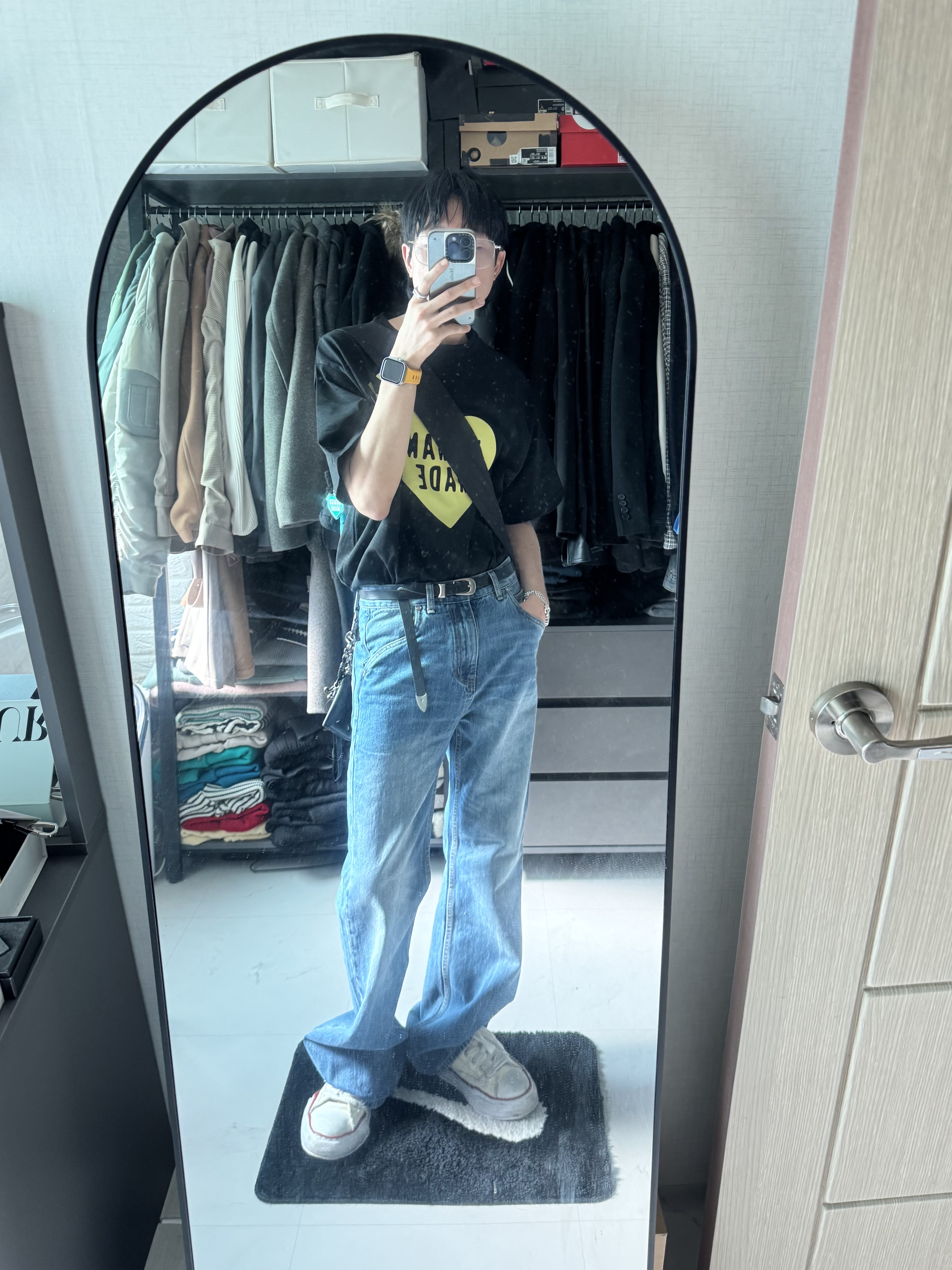 Human Made Animal Keychain #2 Silver, Human Made Heart T-Shirt Black Yellow - Shinsaibashi Parco Store Exclusive 착용 스타일 - 1