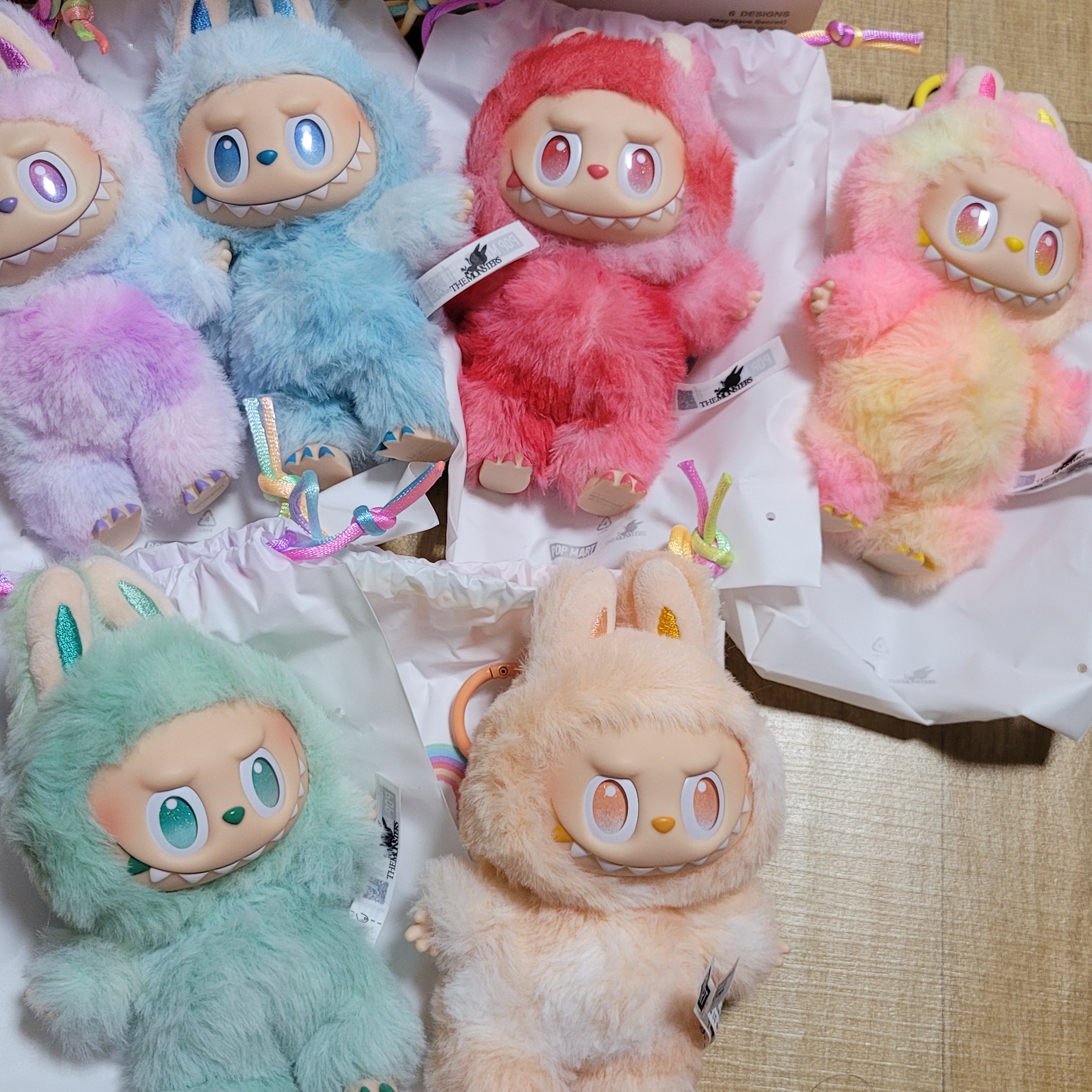 Pop Mart Labubu The Monsters Highlight Series Sealed Case (6 Blind Boxes) 착용 스타일 - 8