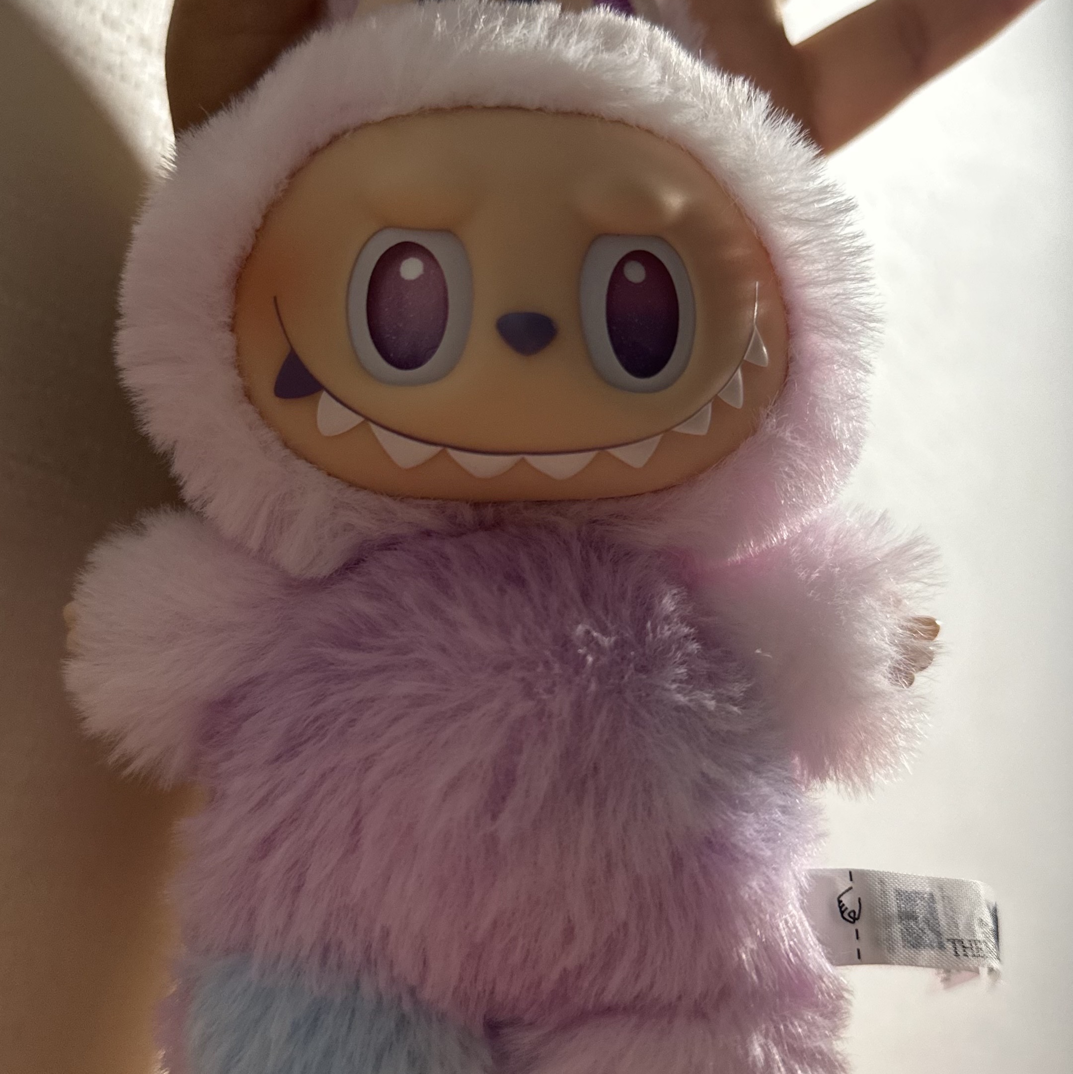 Pop Mart Labubu The Monsters Highlight Series Luck Keyring (Opened Case) 착용 스타일