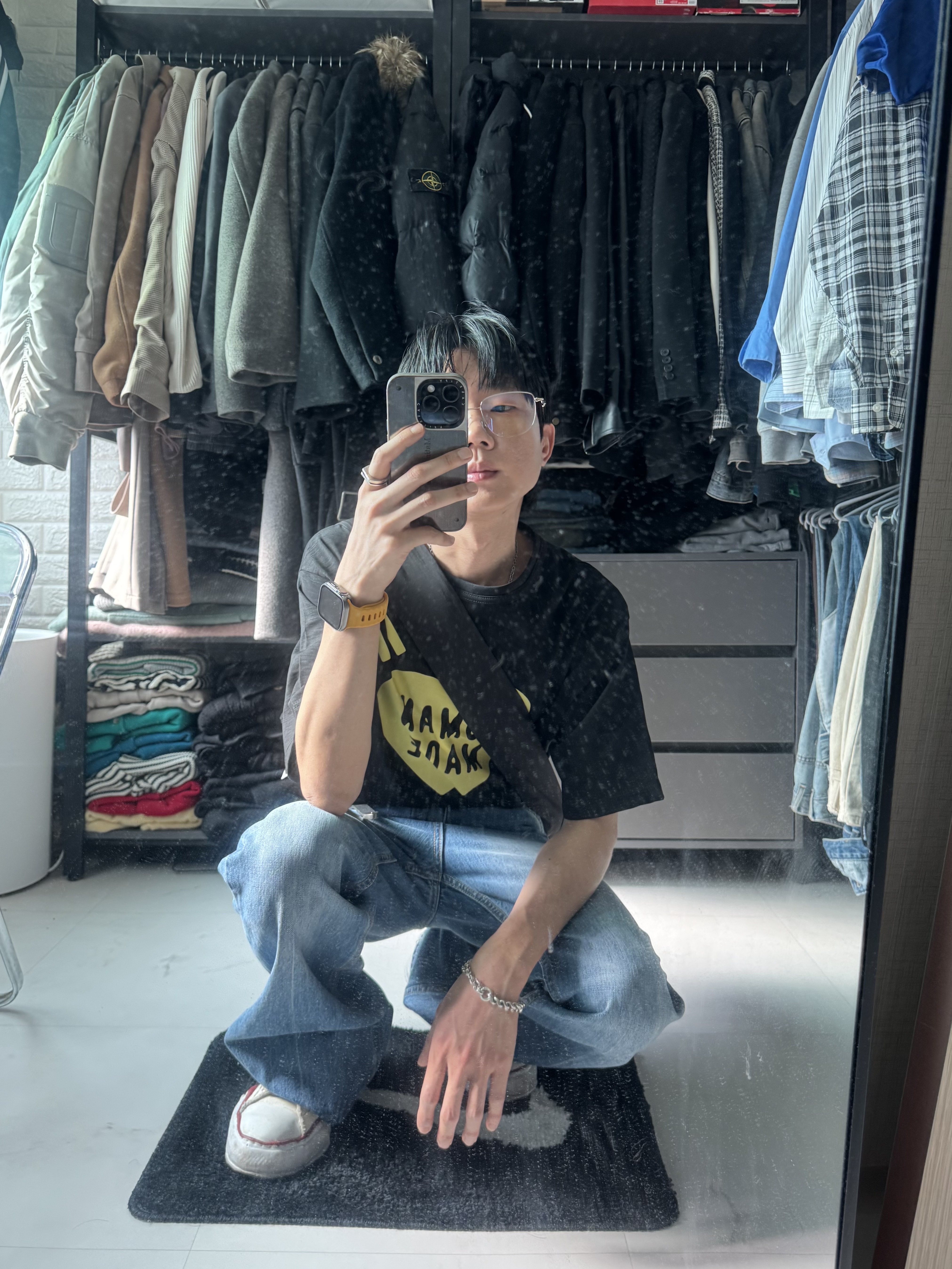 Human Made Animal Keychain #2 Silver, Human Made Heart T-Shirt Black Yellow - Shinsaibashi Parco Store Exclusive 착용 스타일 - 2