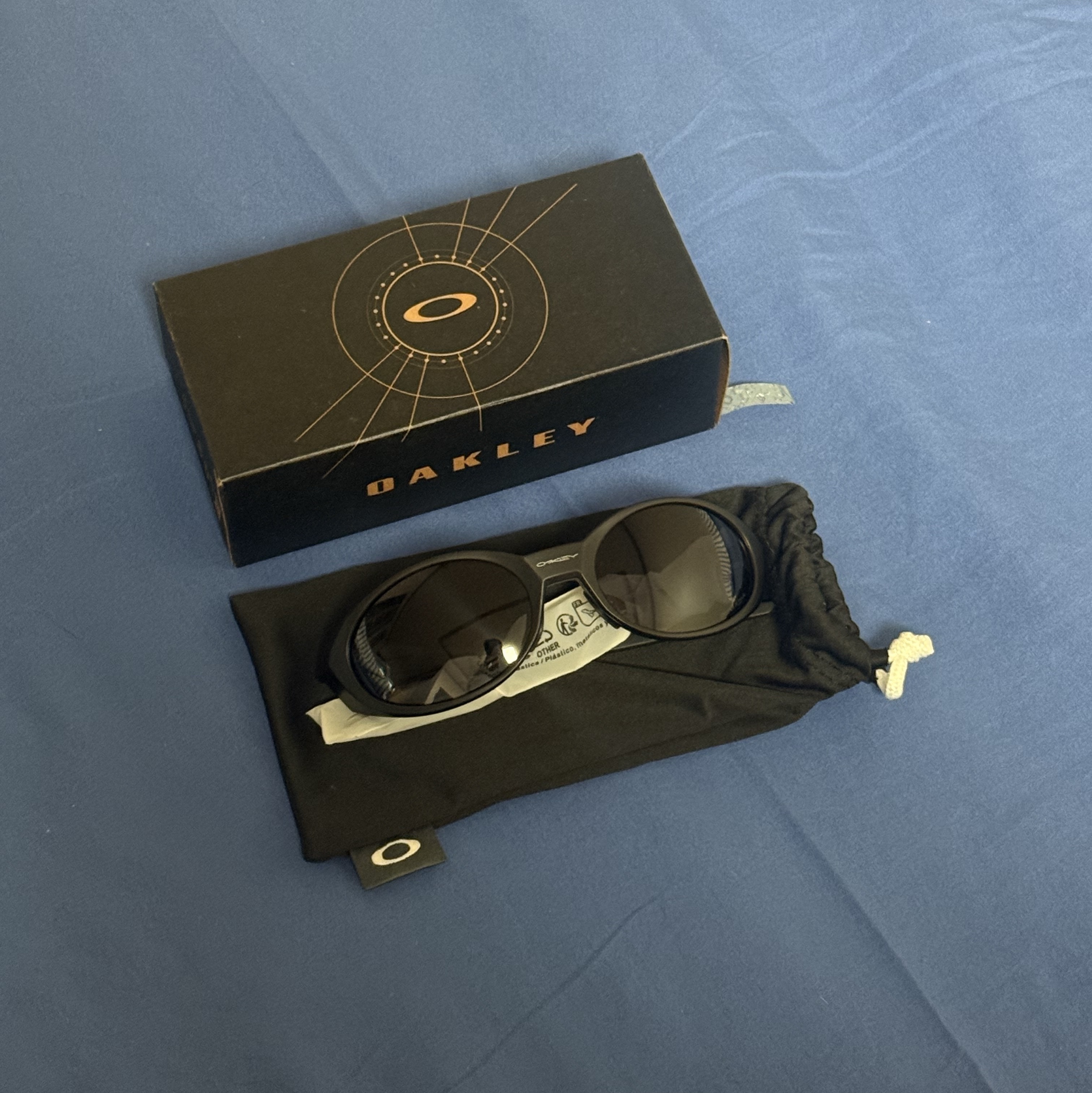 Oakley Eye Jacket Redux Matte Black Frame Prizm Grey Lenses High Bridge Fit 착용 스타일