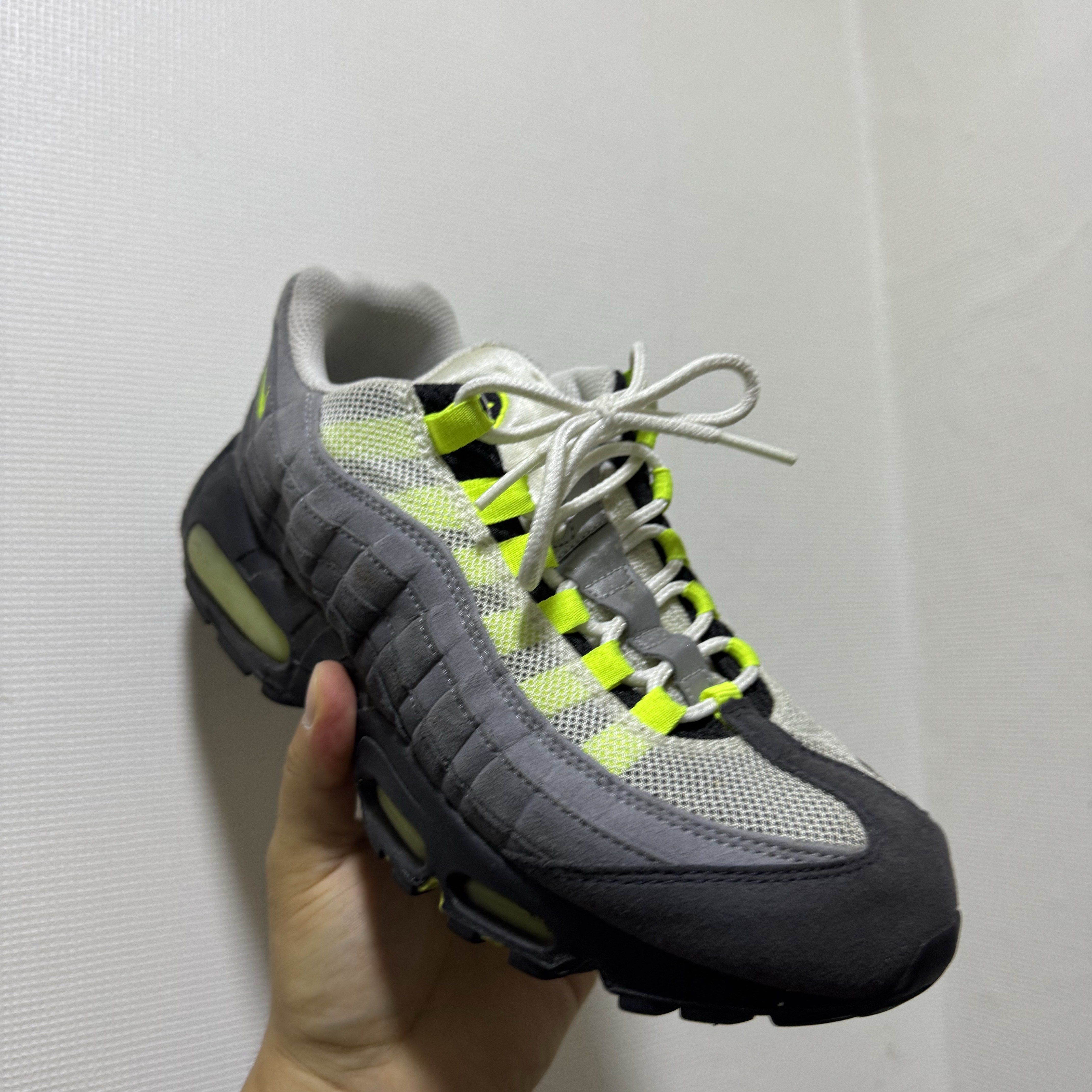 Nike Air Max 95 OG Neon 2015 착용 스타일