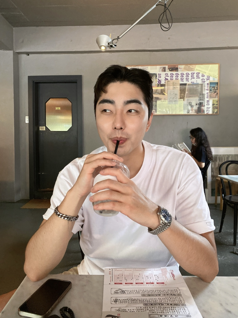 KREAM 프로필 이미지