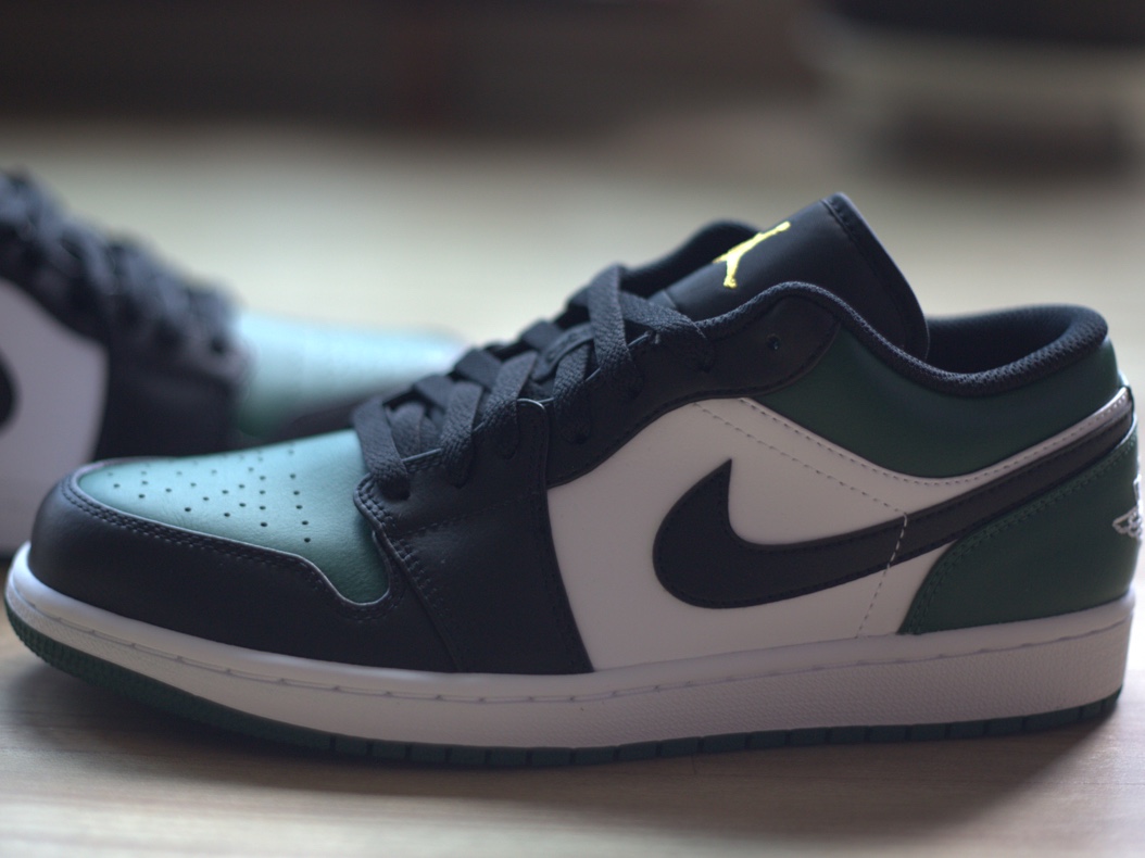 Jordan 1 Low Green Toe 착용 스타일