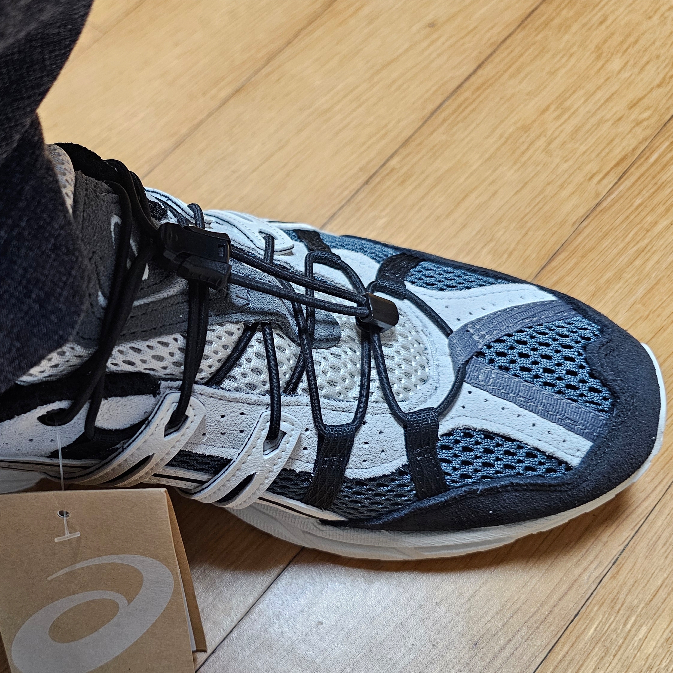 Asics Unlimited Gel-Sonoma 15-50 Carrier Grey White Alyssum 착용 스타일