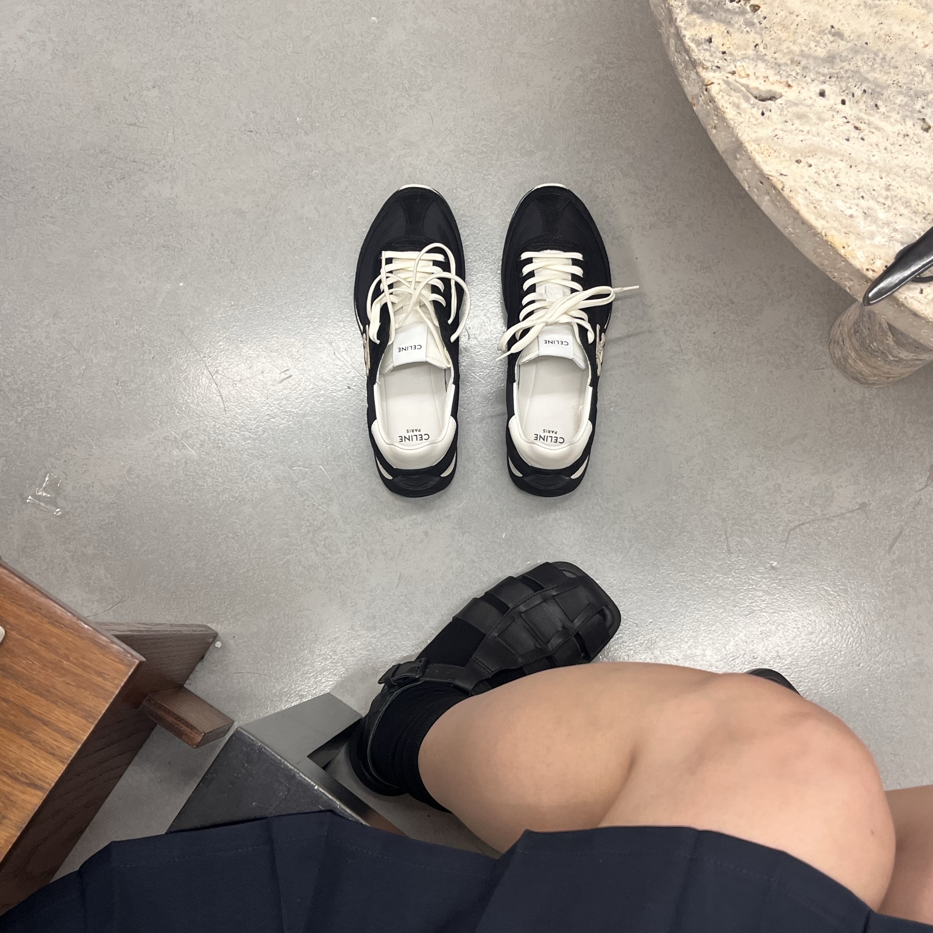 (W) Celine Racer Low Top Sneakers in Nylon Suede Calfskin and Calfskin Black 착용 스타일 - 2