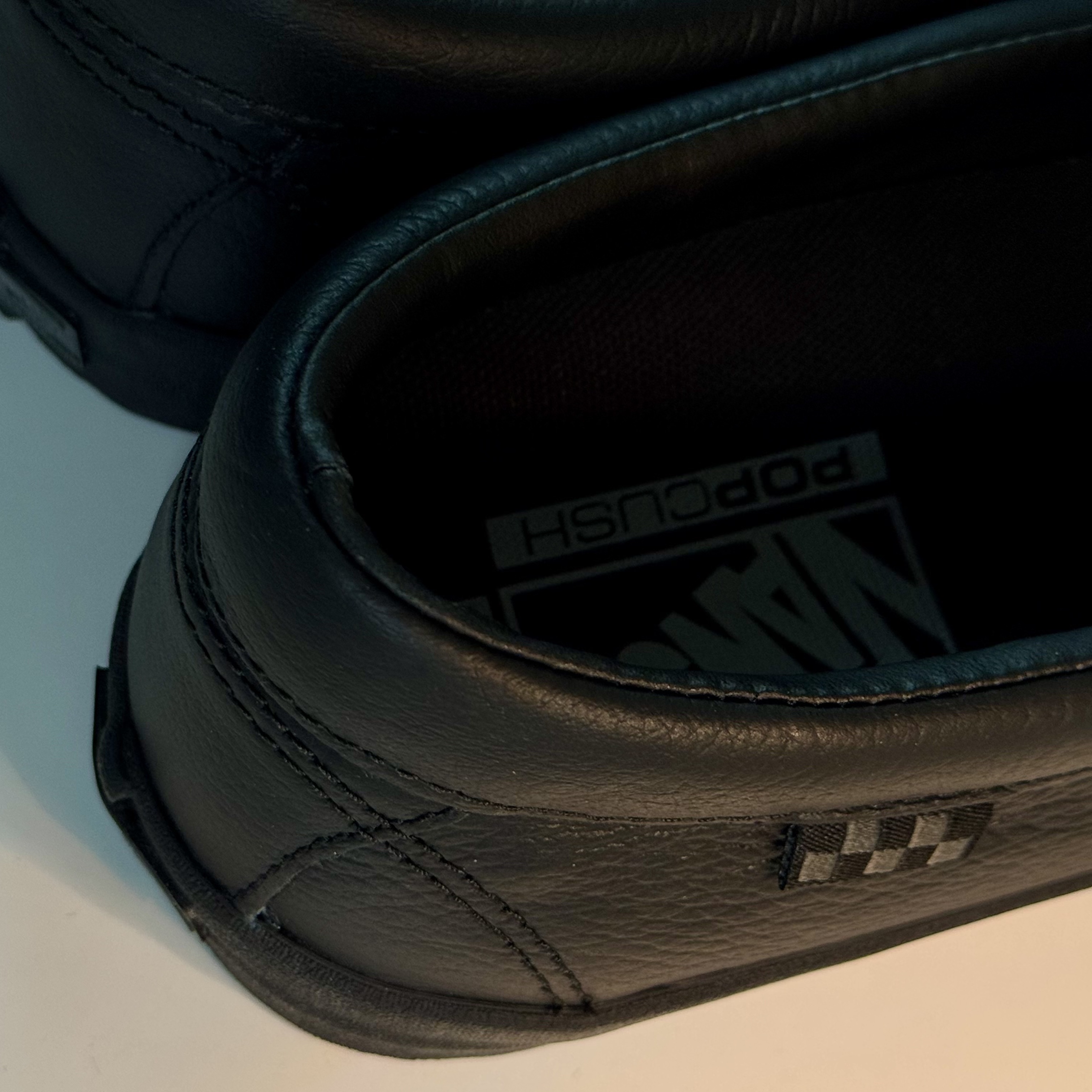 Vans Skate Loafer Black, Vans Skate Loafer Black 착용 스타일 - 5