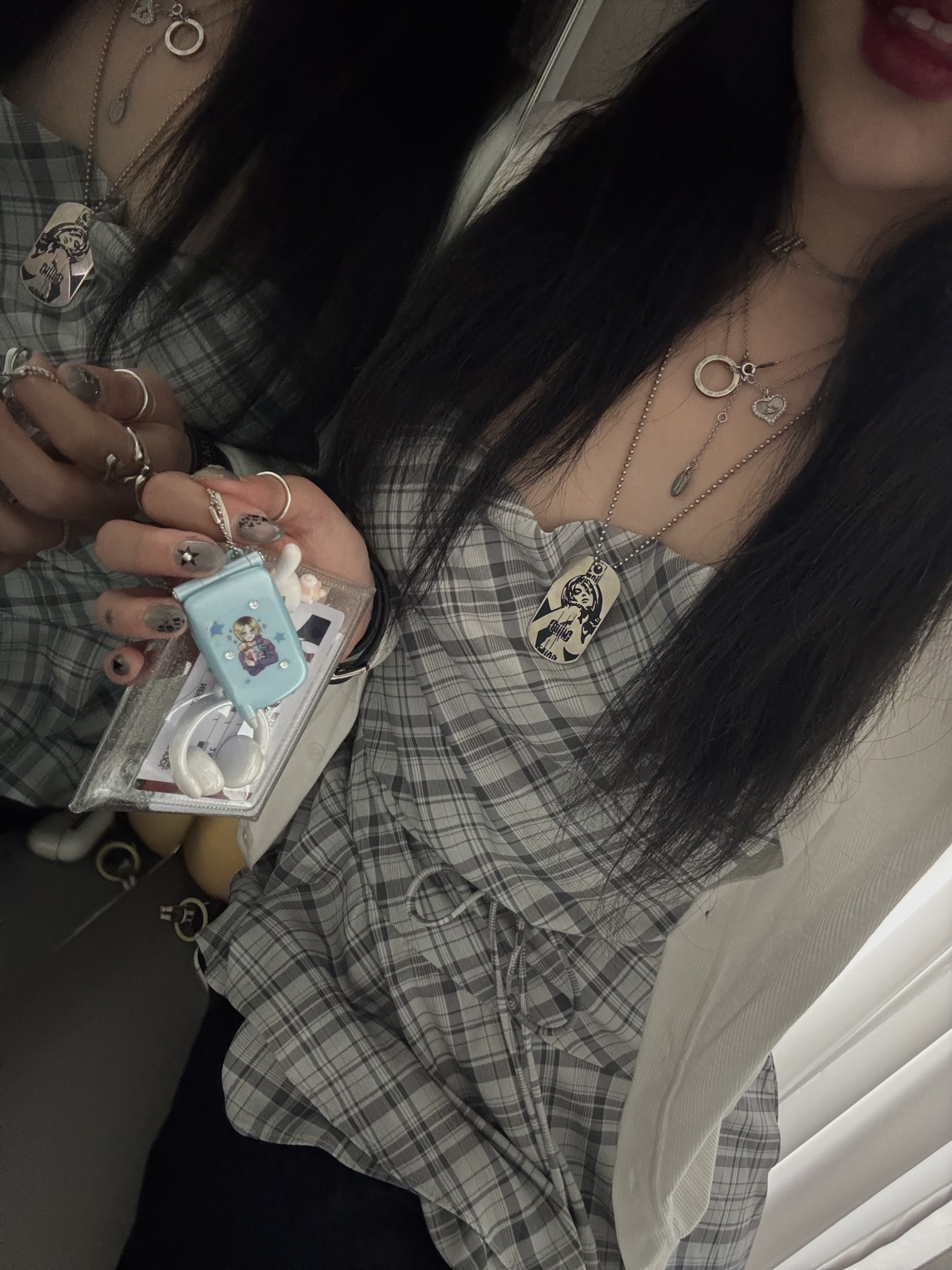 Hysteric Glamour Guitar Girl Ball Chain Necklace Silver 착용 스타일 - 1