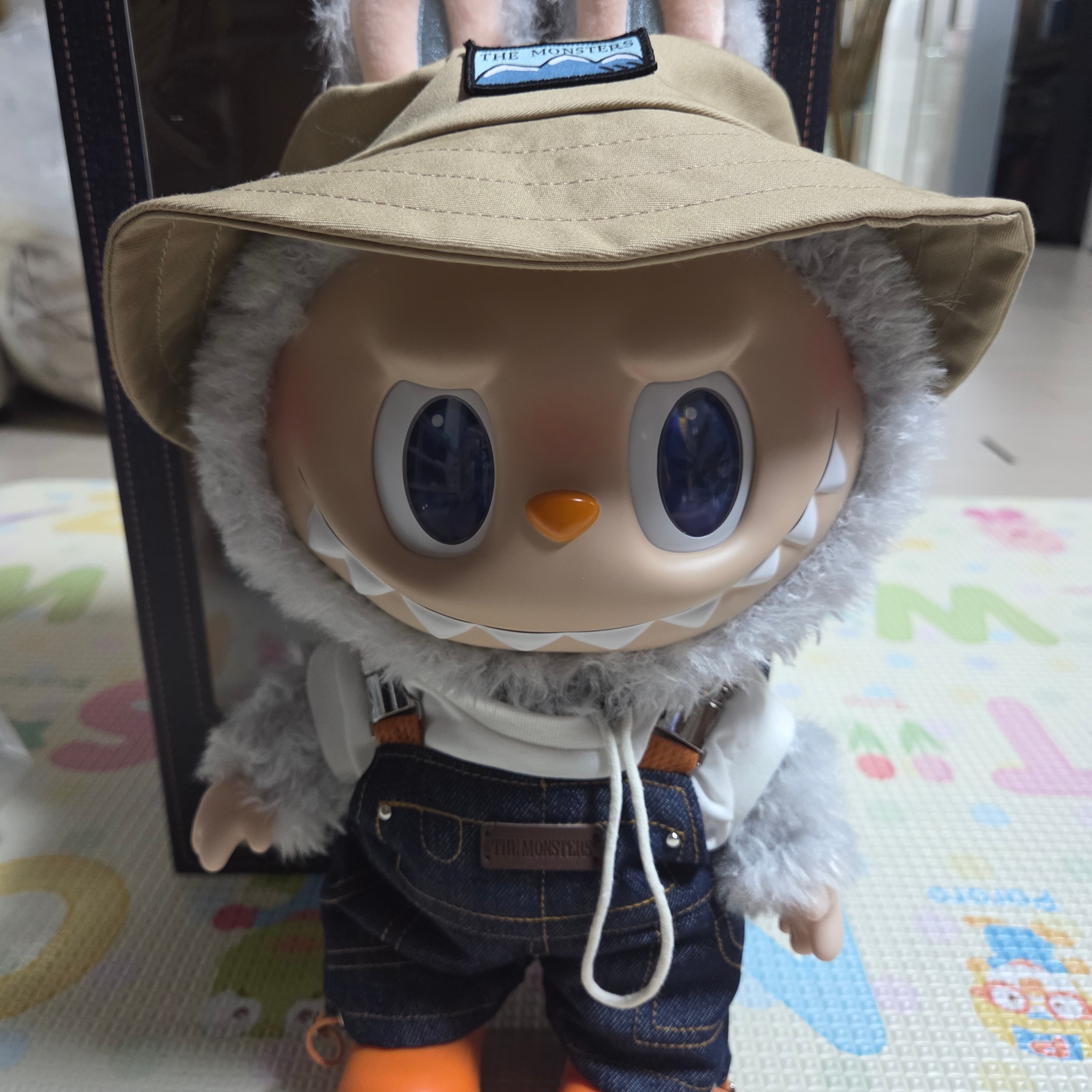 Pop Mart The Monsters Fall In Wild Labubu Series Plush Doll 착용 스타일 - 2