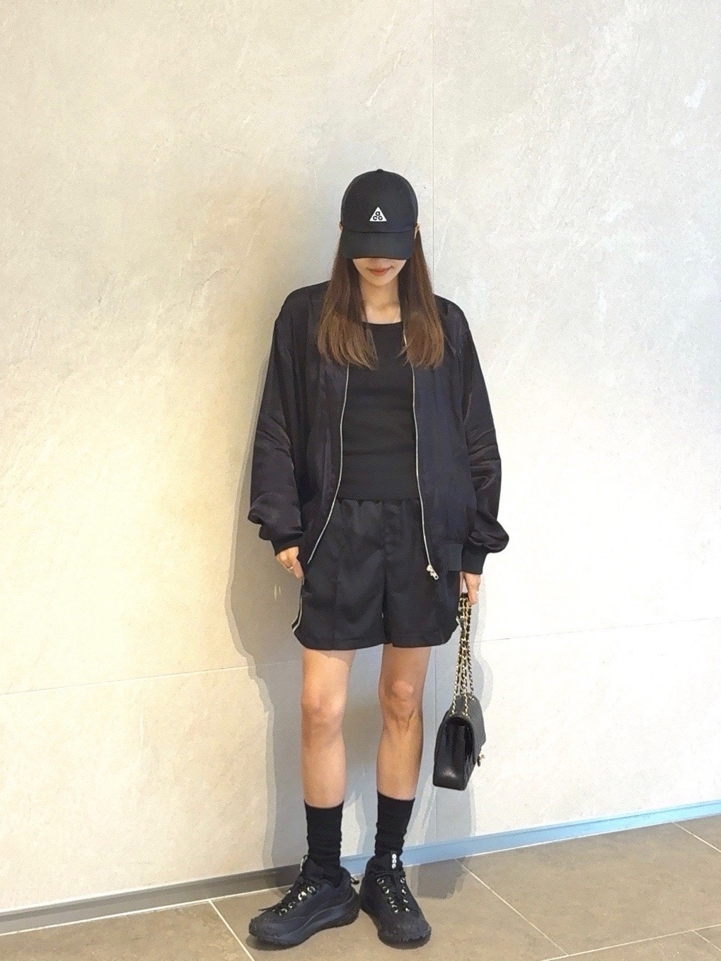 Nike ACG Trail Cap Black, CDG '84-85 Staff Blouson Black 착용 스타일 - 4