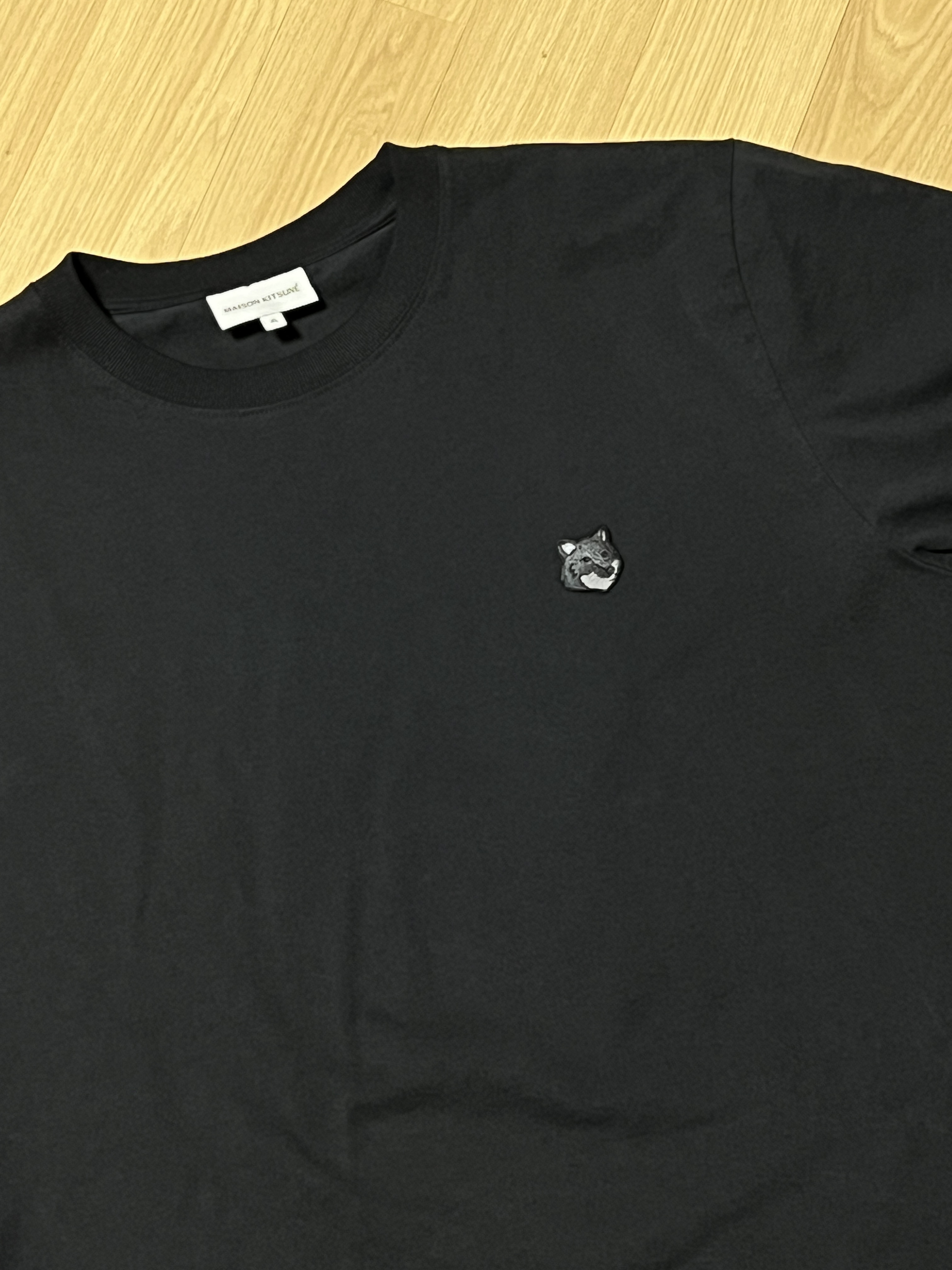 Maison Kitsune Bold Fox Head Patch Comfort T-Shirt Black 착용 스타일