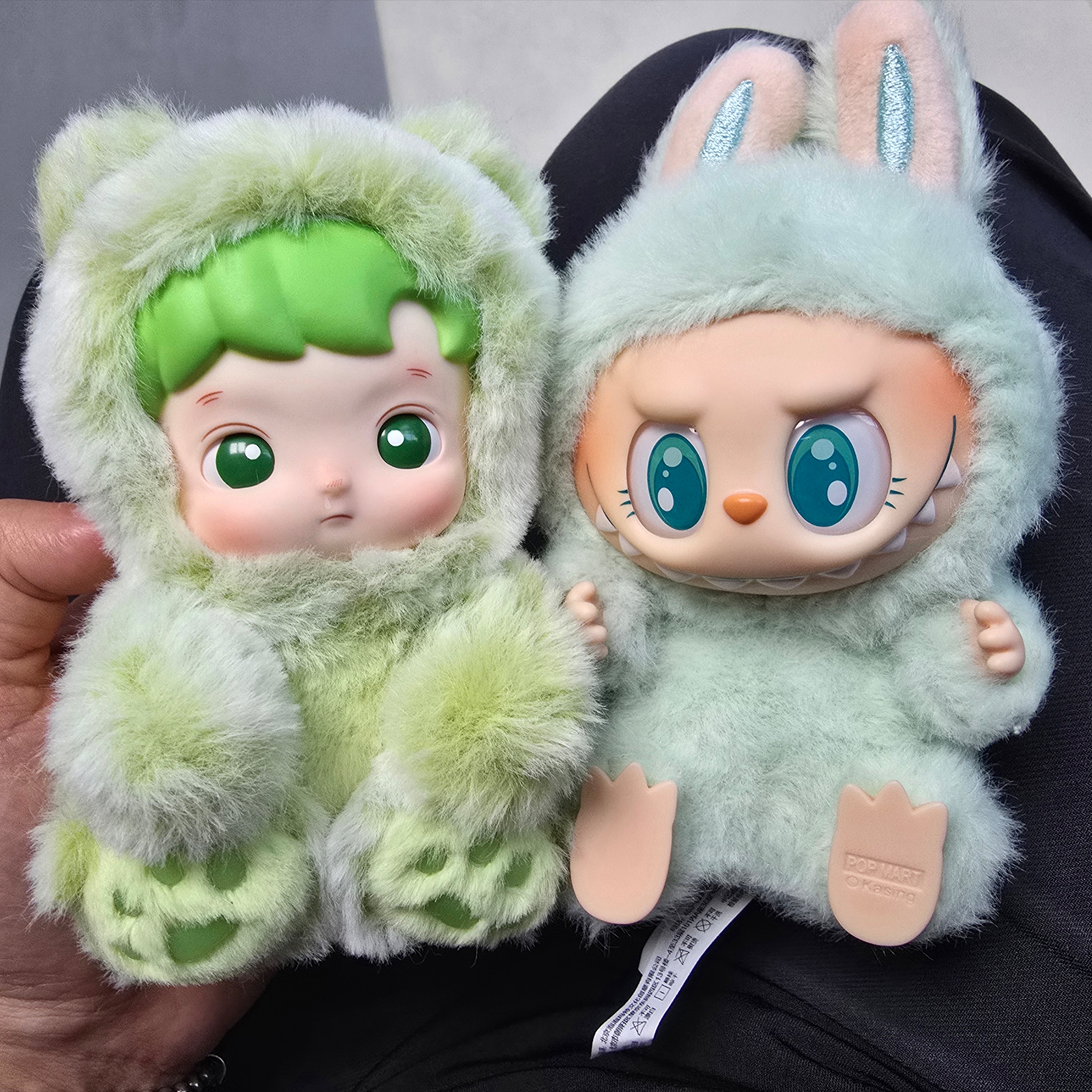 Pop Mart Labubu Let's Play Together Doll Series Sealed Case (1 Blind Box) 착용 스타일 - 3