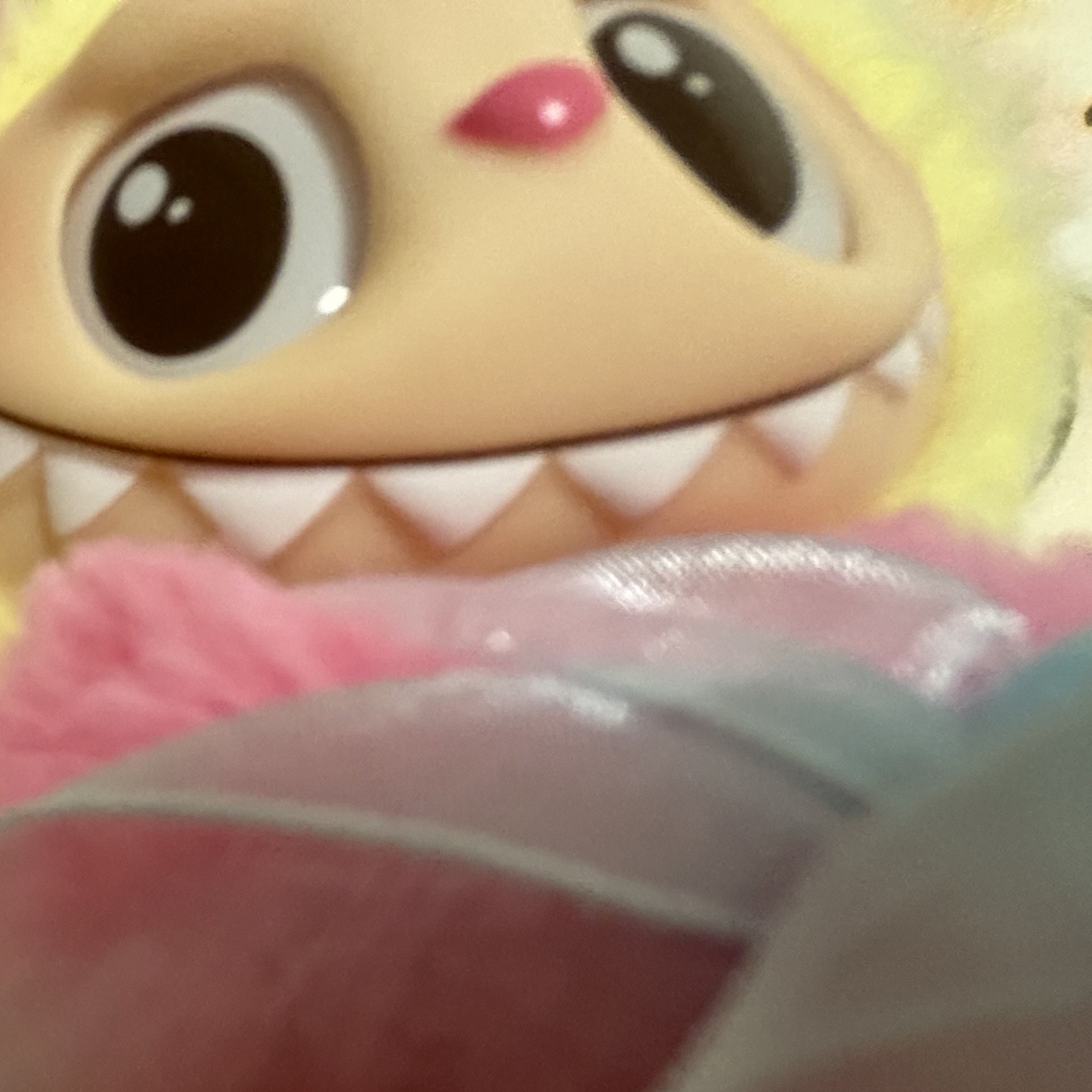 Pop Mart The Monsters Checkmate Series Plush Keyring 착용 스타일 - 4