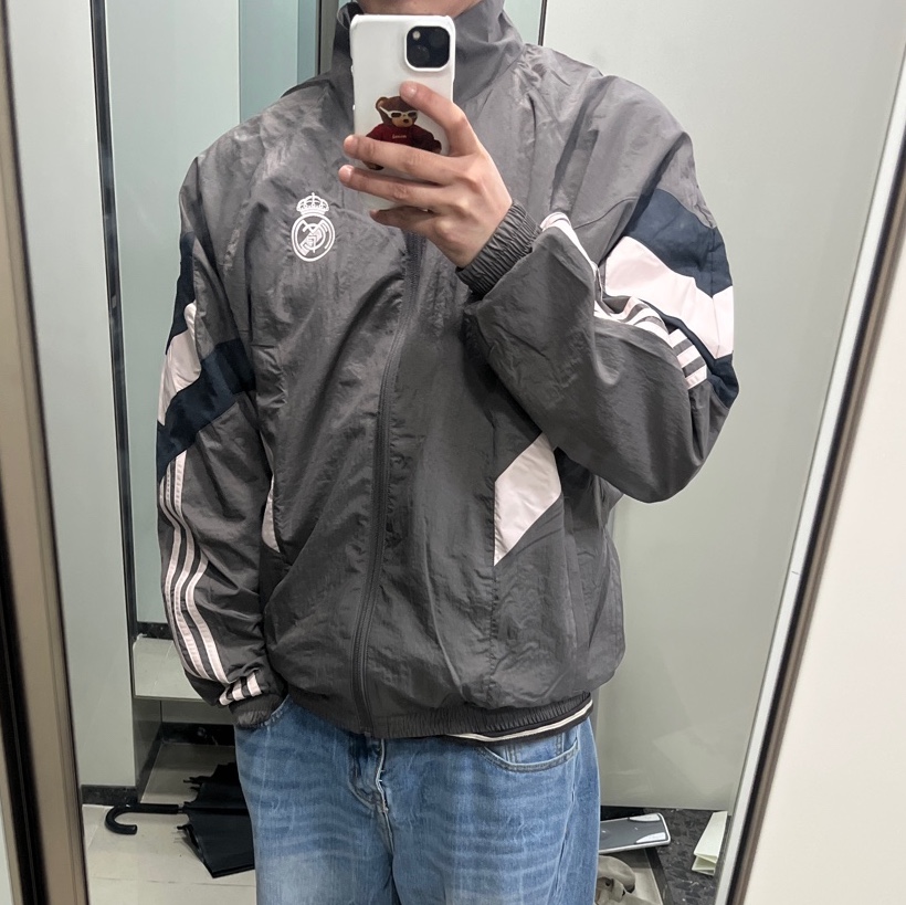 Adidas Real Madrid Originals Track Top Charcoal Grey - KR Sizing 착용 스타일 - 2