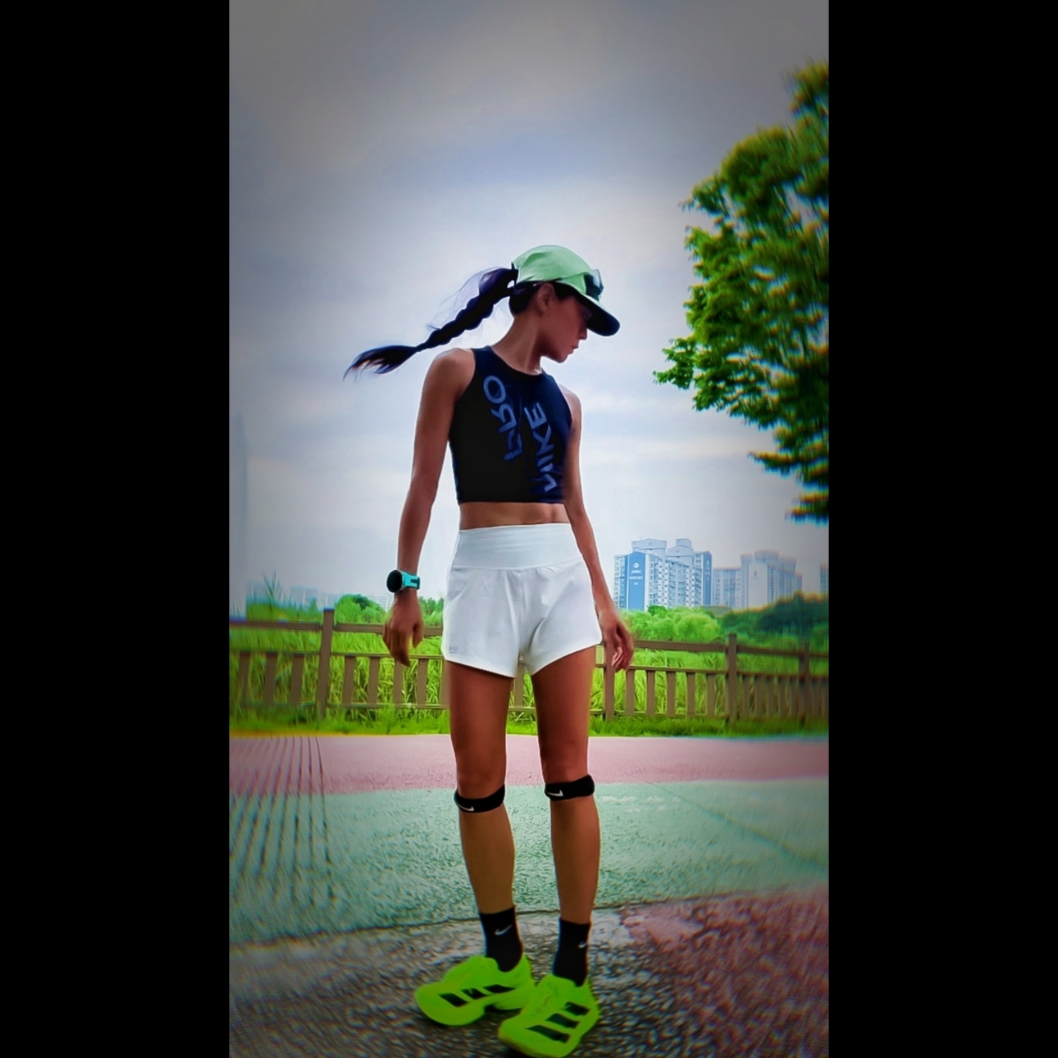 Nike Dri-Fit Fly Unstructured Swoosh Cap Barely Volt Black, Adidas Adizero Adios Pro 4 Lucid Lemon Core Black 착용 스타일