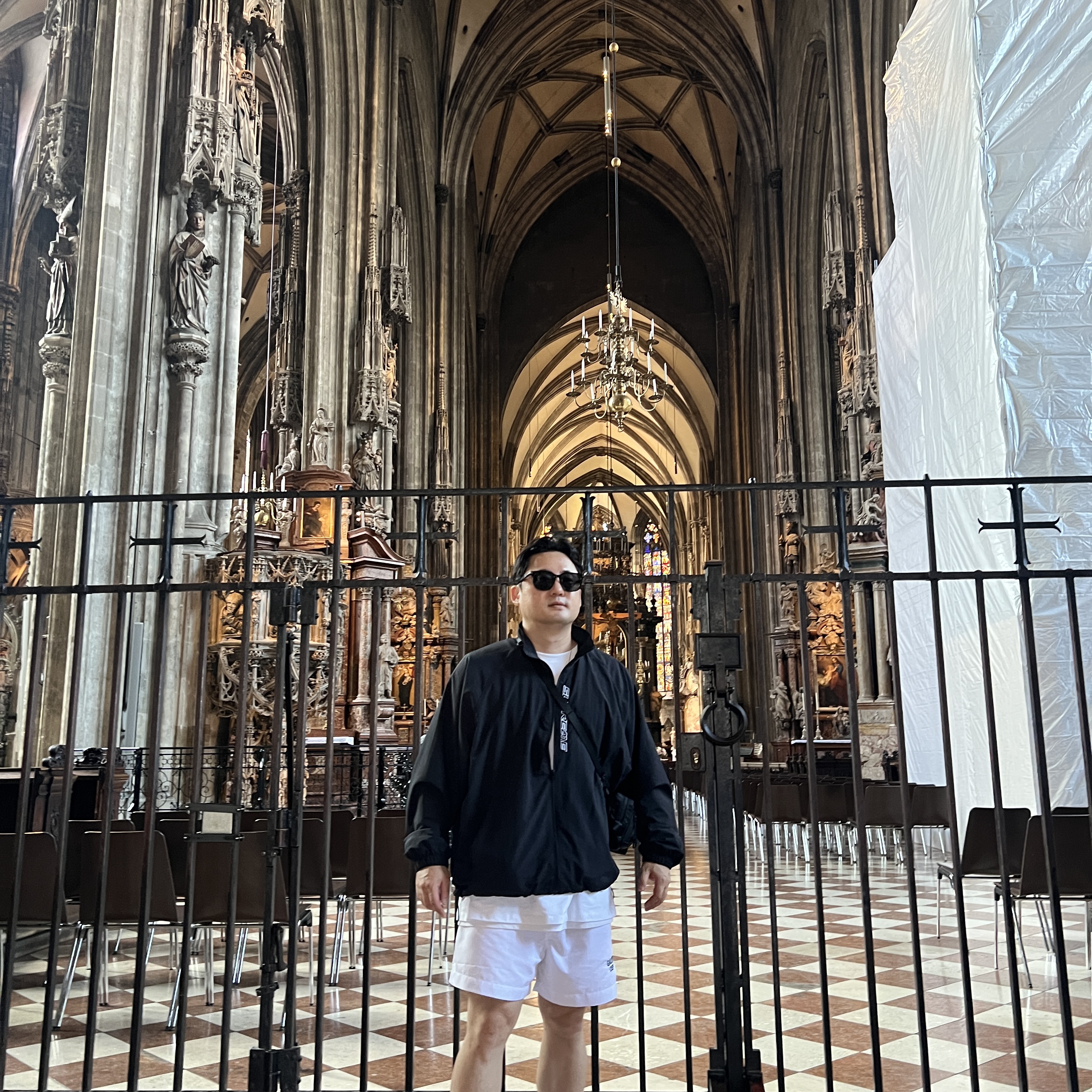 Supreme Contrast Zip Track Jacket Black - 25SS, Maison Mihara Yasuhiro Blakey OG Sole Leather Low-top Sneakers White 착용 스타일 - 3