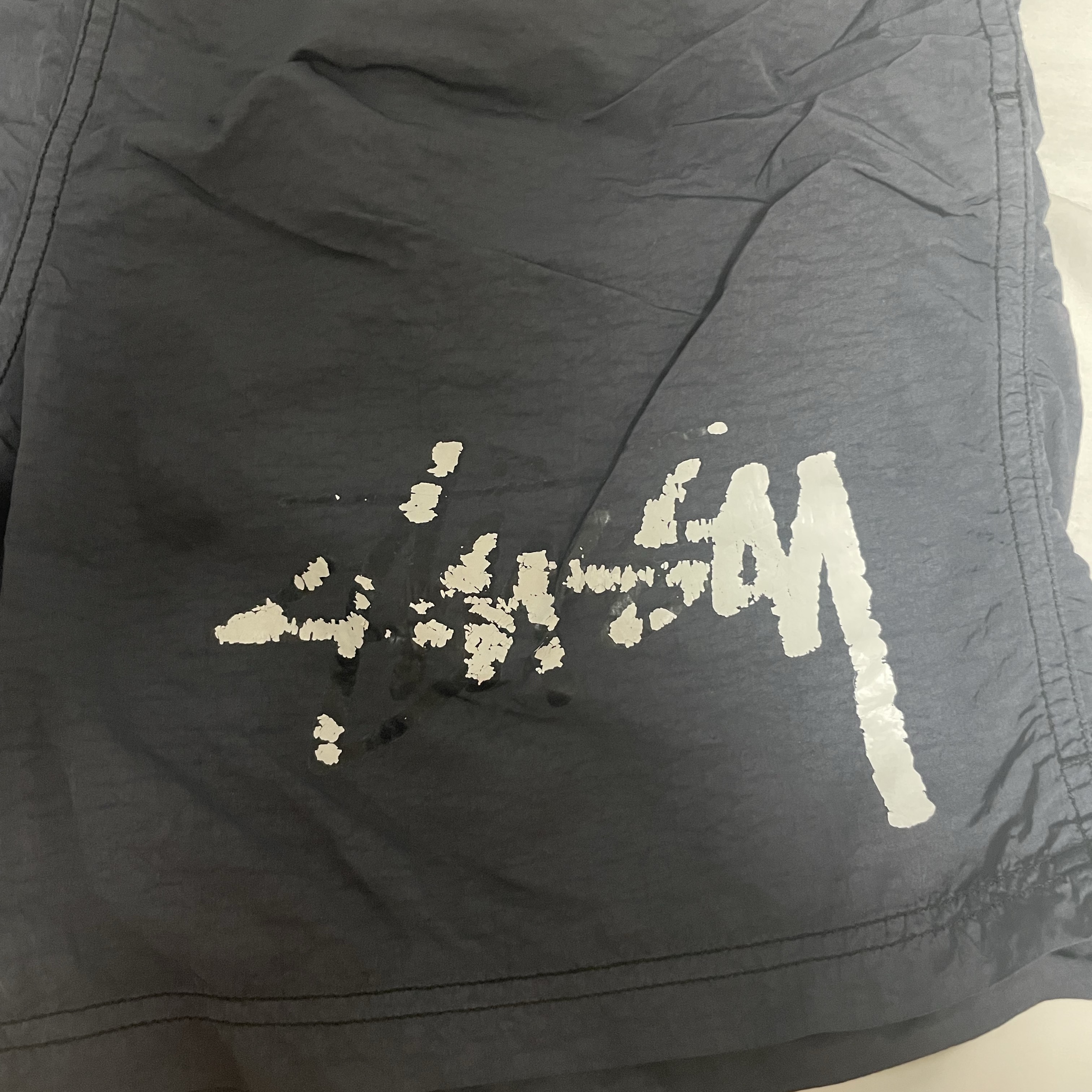 Nike x Stussy Water Shorts Off Noir 착용 스타일 - 2