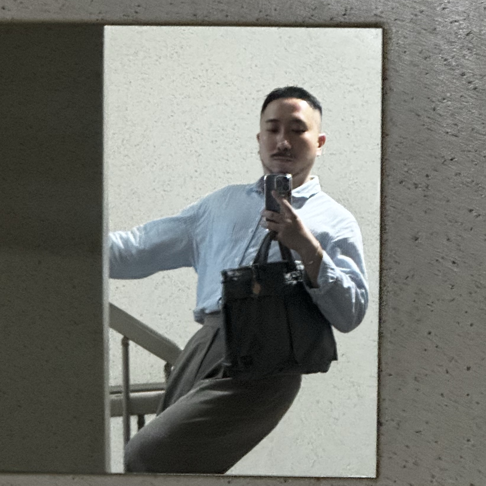 Porter PX Tanker Operator Bag 13 Silver Gray 착용 스타일