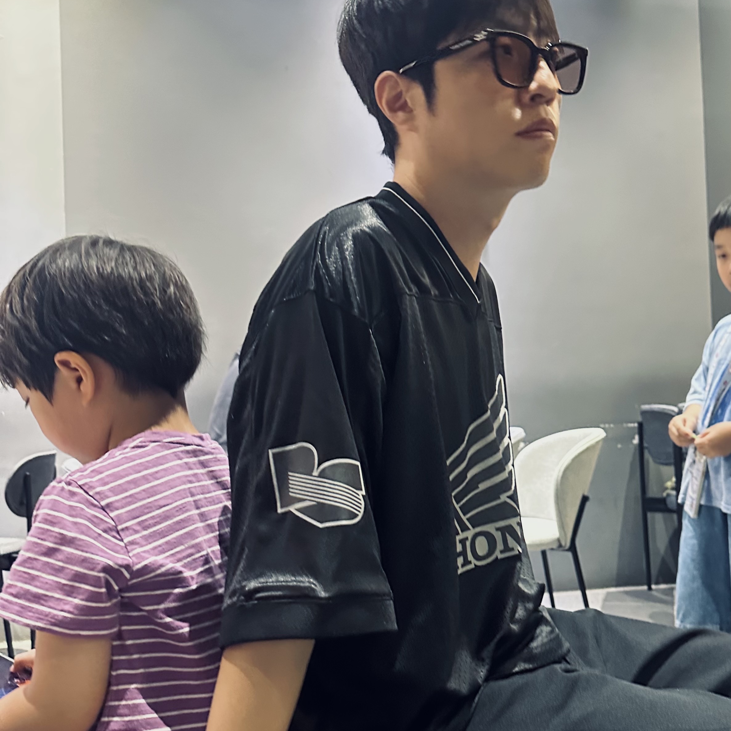 Honda Original Wing Logo Mesh T-Shirt Black 착용 스타일