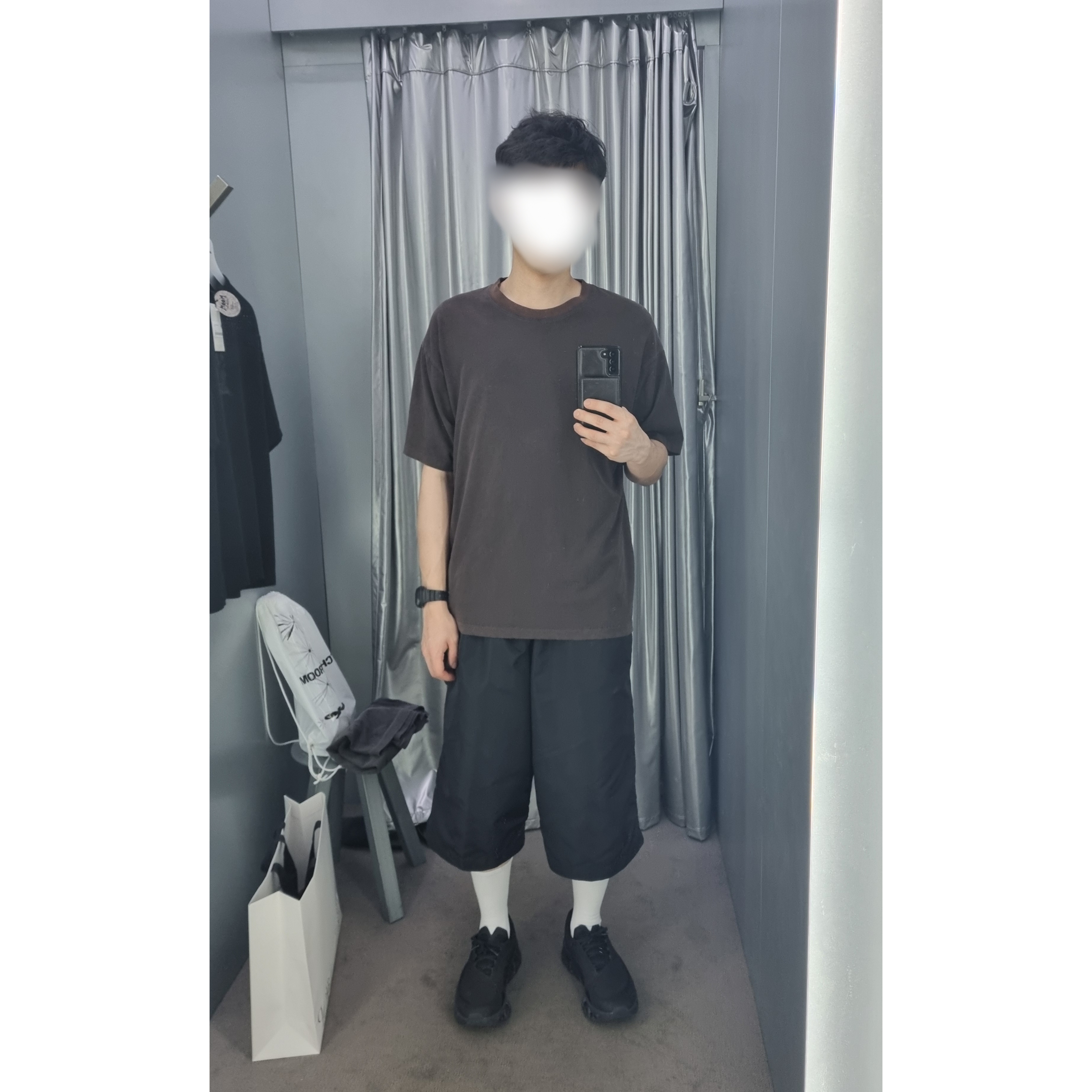 On Running x Post Archive Faction (Paf) Cloudmonster 2 Black Magnet, MJD Re-Nylon Wide Carpenter Bermuda Pants Black 착용 스타일 - 1
