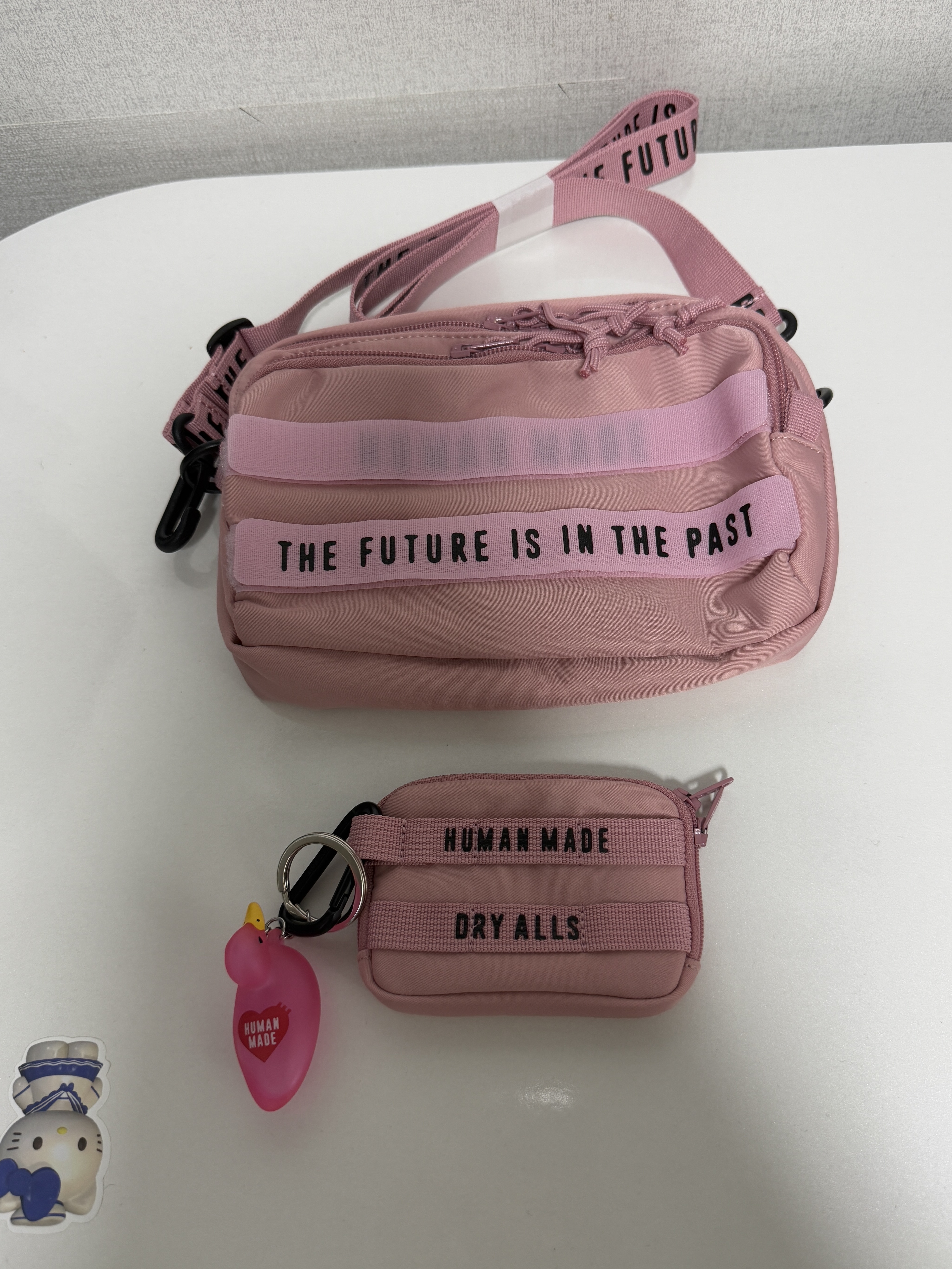 Human Made Military Pouch Pink, Human Made Military Card Case Pink 착용 스타일