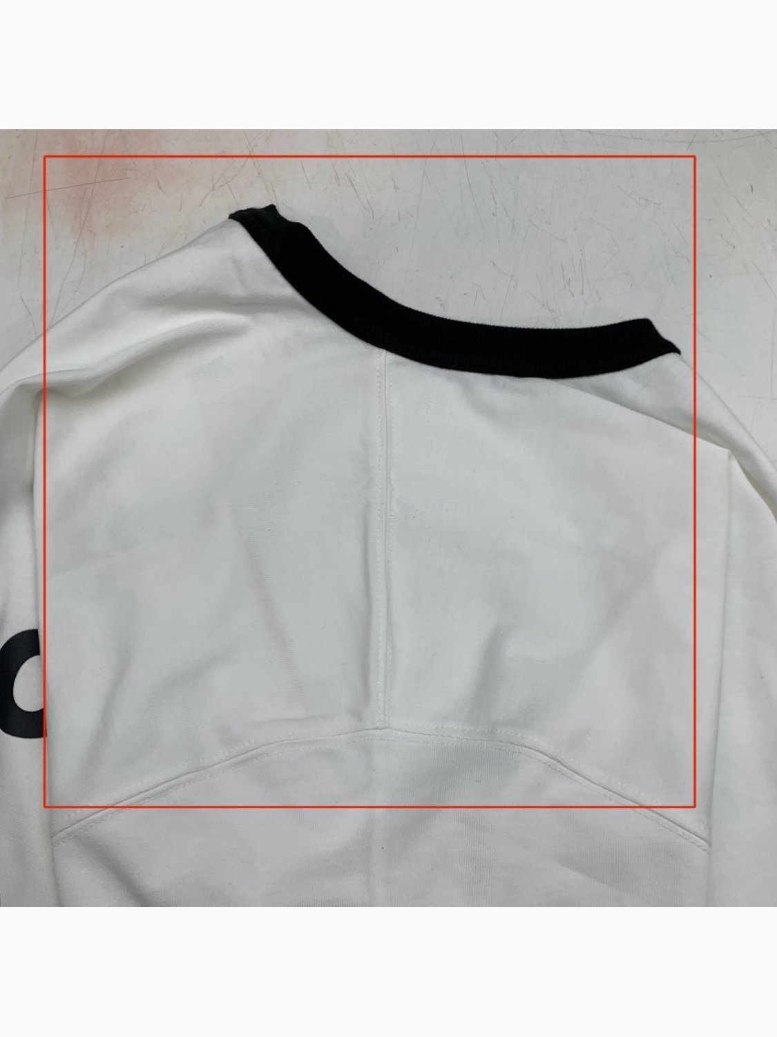 IAB Studio Established T-Shirt White Black 착용 스타일 - 2