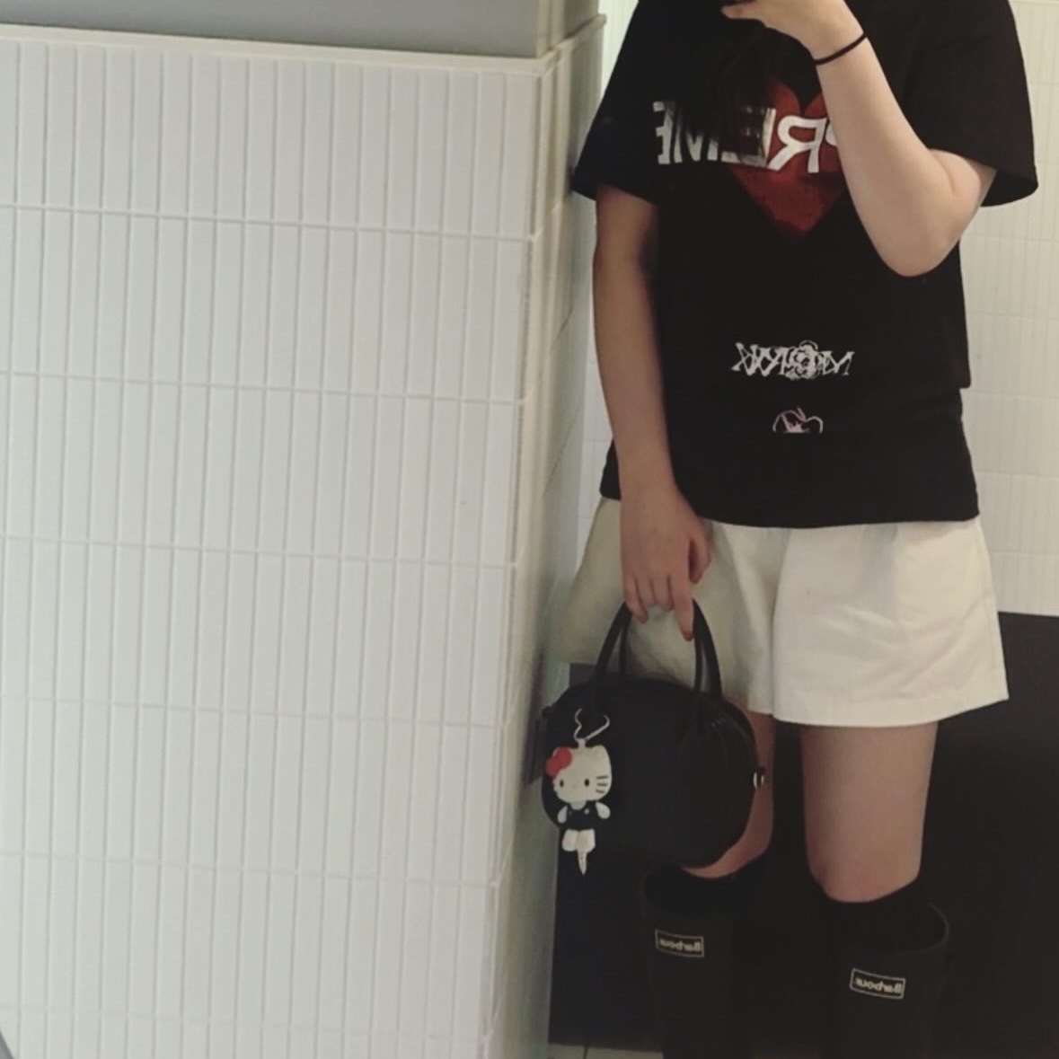 Supreme Announcing T-Shirt Black - 25SS 착용 스타일