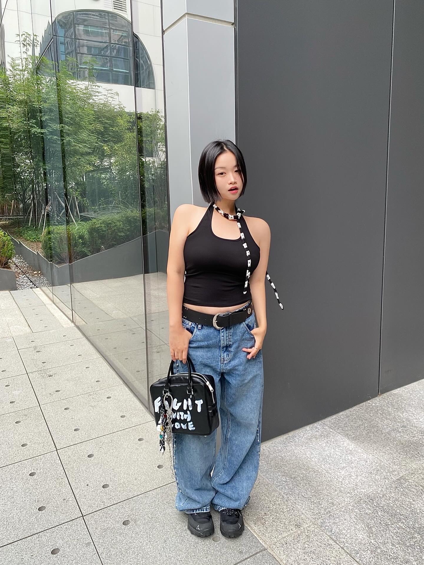 Comme des Garcons Girl Paint Bag Black, Roa Hiking Neal Black 착용 스타일