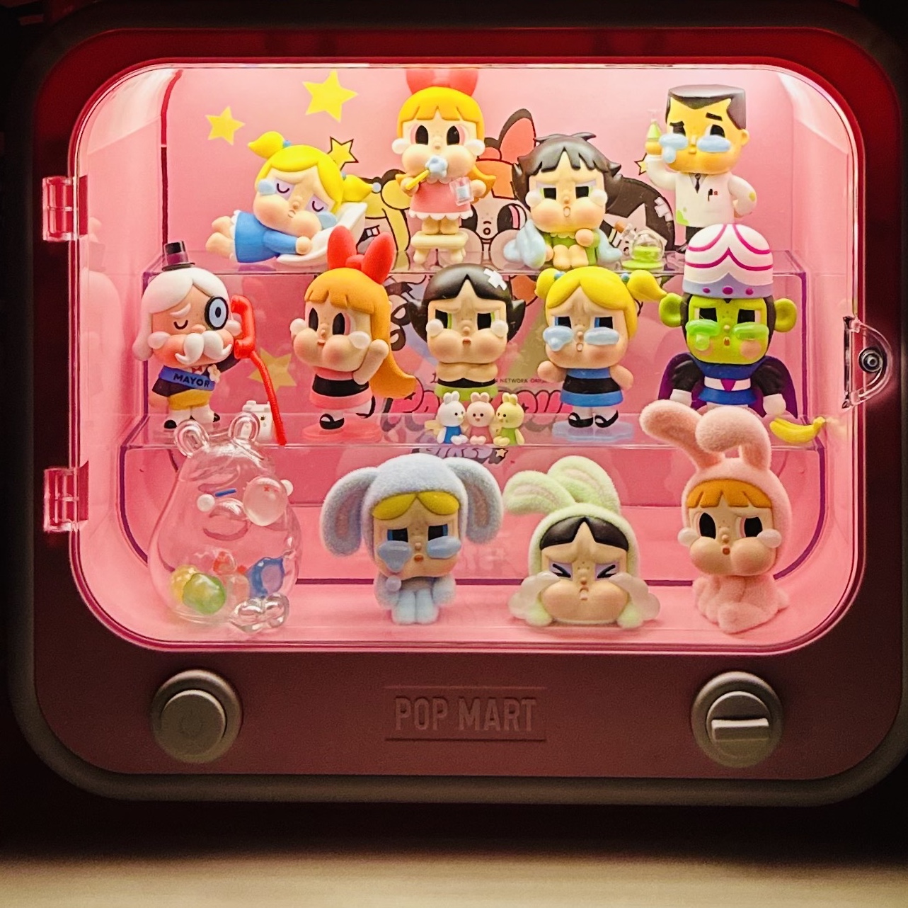 Pop Mart Crybaby x Powerpuff Girls Series Display Container, Pop Mart Crybaby x Powerpuff Girls Series Sealed Case (12 Blind Boxes) 착용 스타일