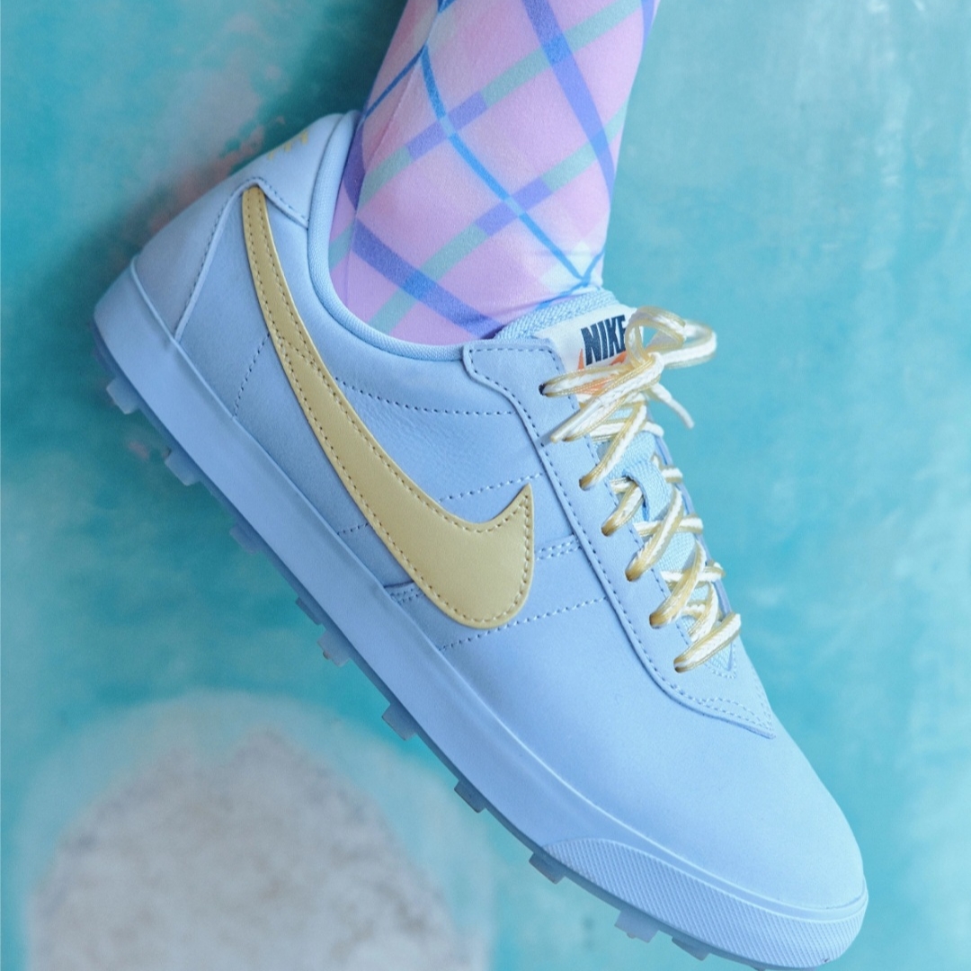Nike Astrograbber Aluminum and Soft Yellow 착용 스타일 - 5