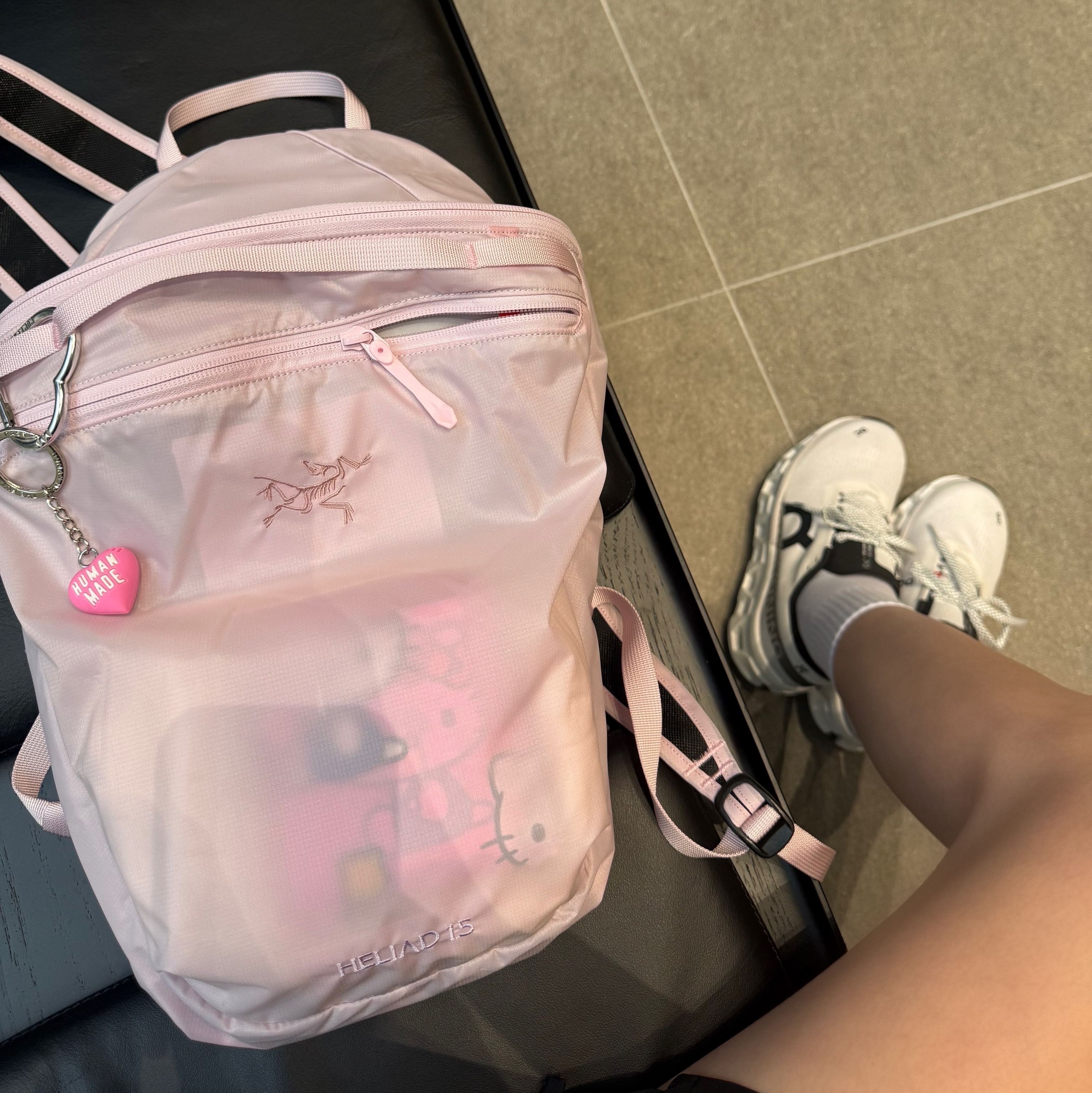 Human Made Heart Rubber Key Chain Pink, Arc'teryx Heliad 15 Backpack Pink Glow 착용 스타일 - 1