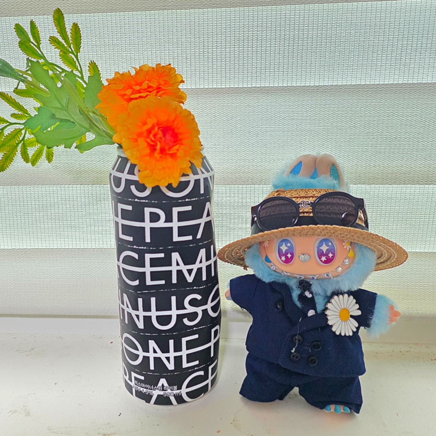 Pop Mart Labubu The Monsters Highlight Series Hope Keyring (Opened Case) 착용 스타일