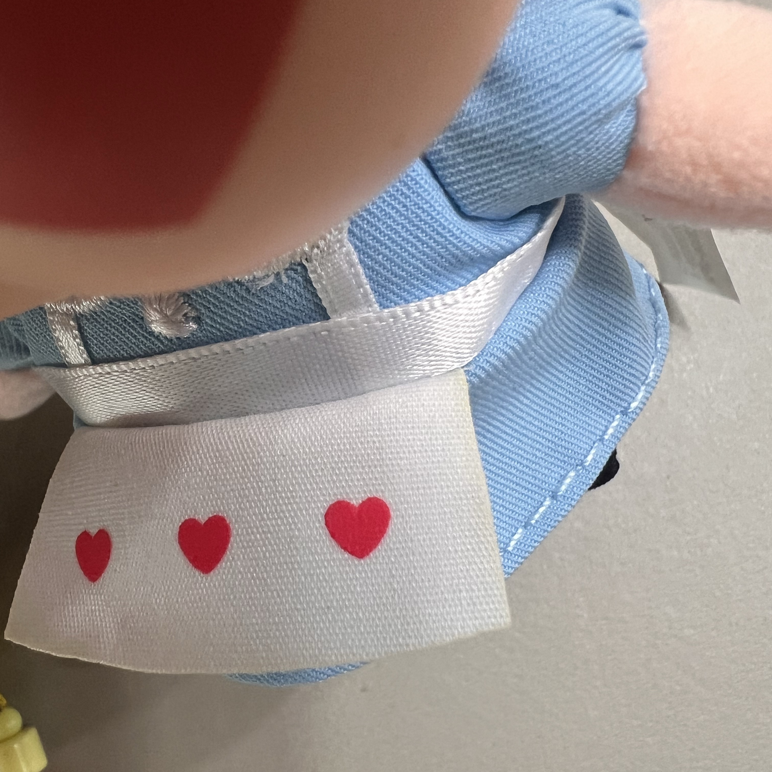 Pop Mart Crybaby Crying Again Series Plush Keyring She's Alice (Opened Case) 착용 스타일 - 2