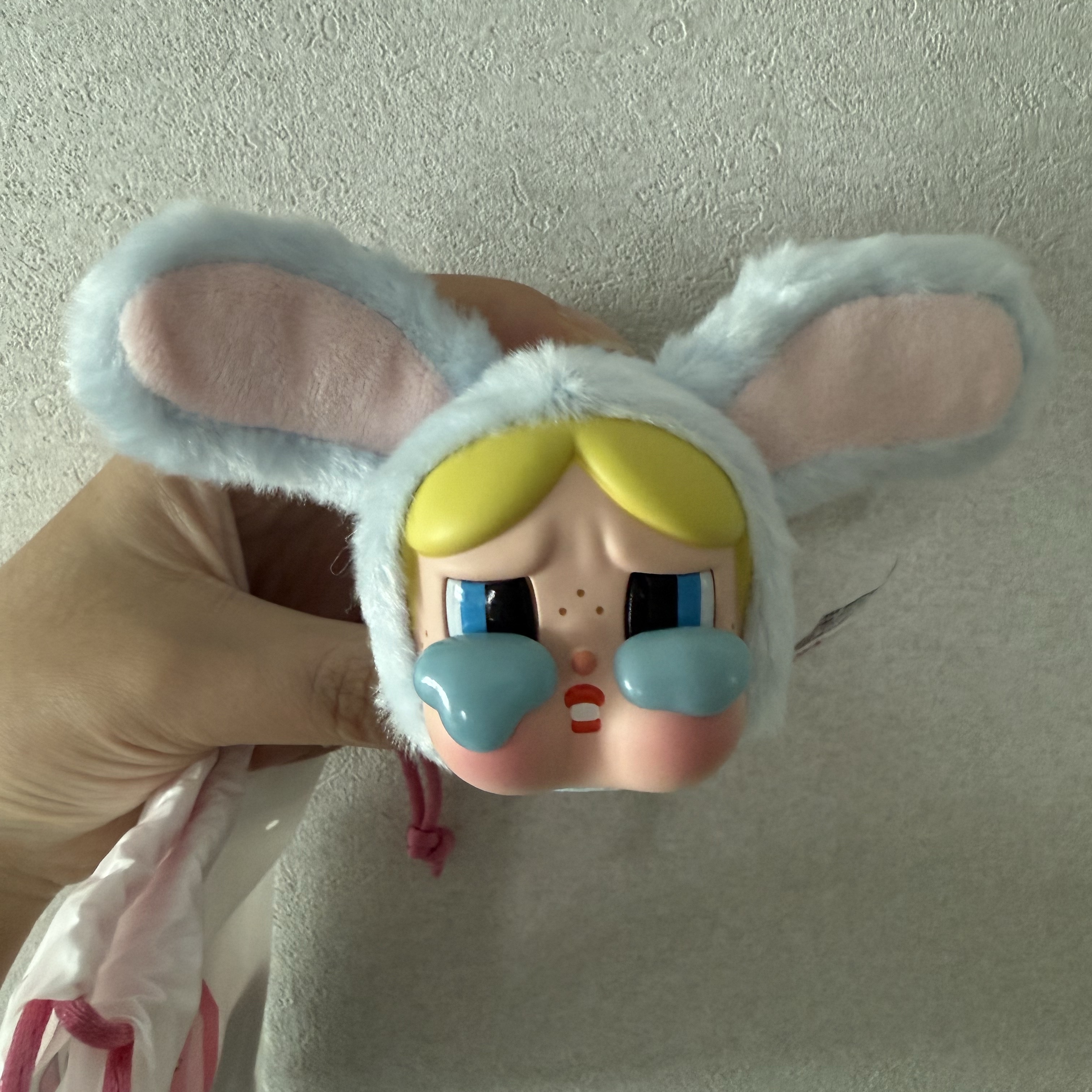 Pop Mart Crybaby x Powerpuff Girls Series Keyring Sealed Case (1 Blind Box) 착용 스타일