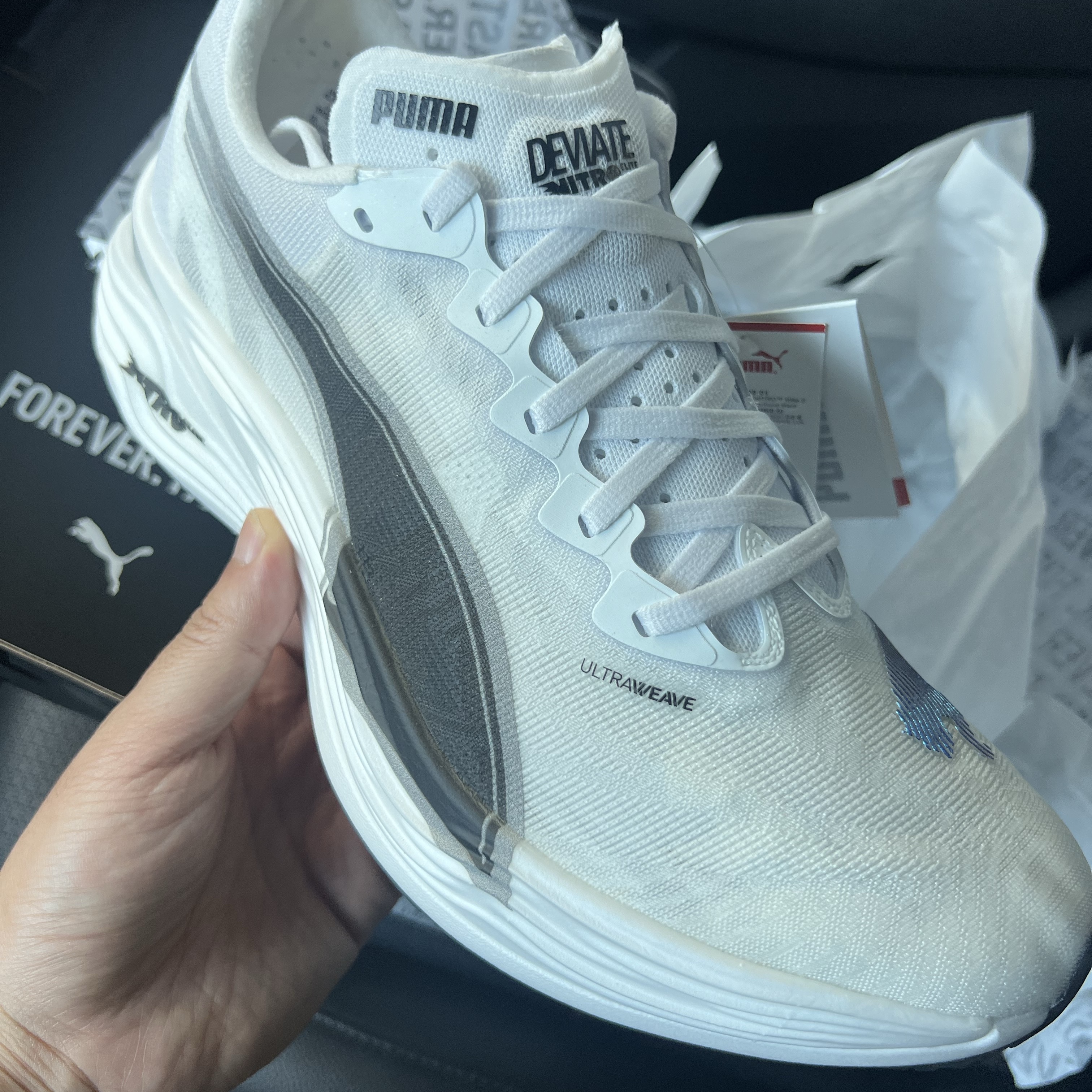 Puma Deviate Nitro Elite 3 White Black 착용 스타일 - 1