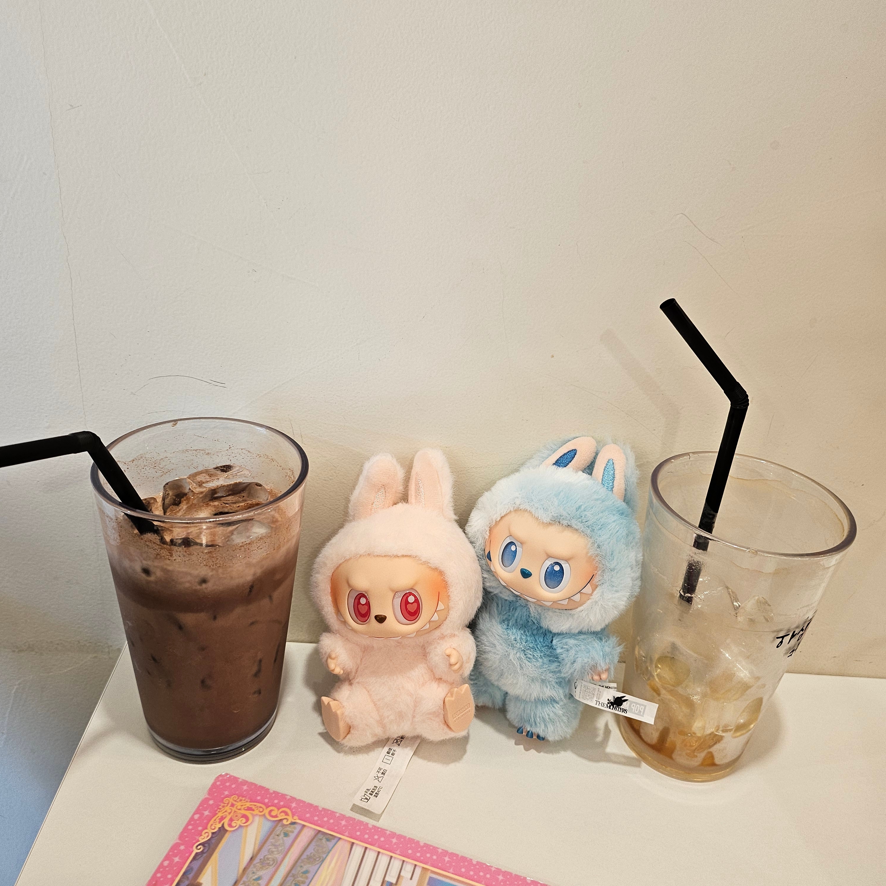 Pop Mart Labubu The Monsters Highlight Series Hope Keyring (Opened Case), Pop Mart Labubu Let's Play Together Doll Series Dada Keyring (Opened Case) 착용 스타일