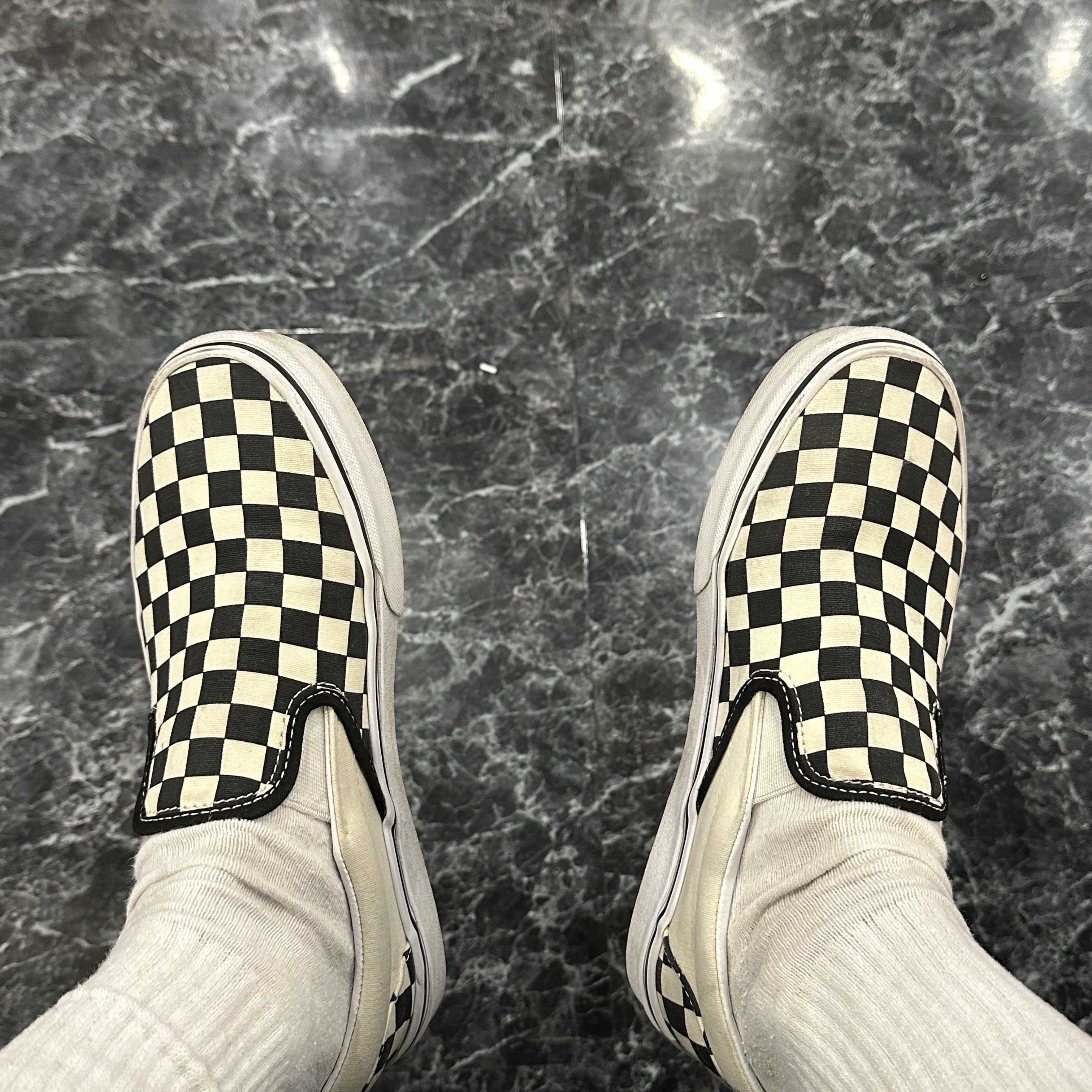 Vans Slip-On Checkerboard 착용 스타일