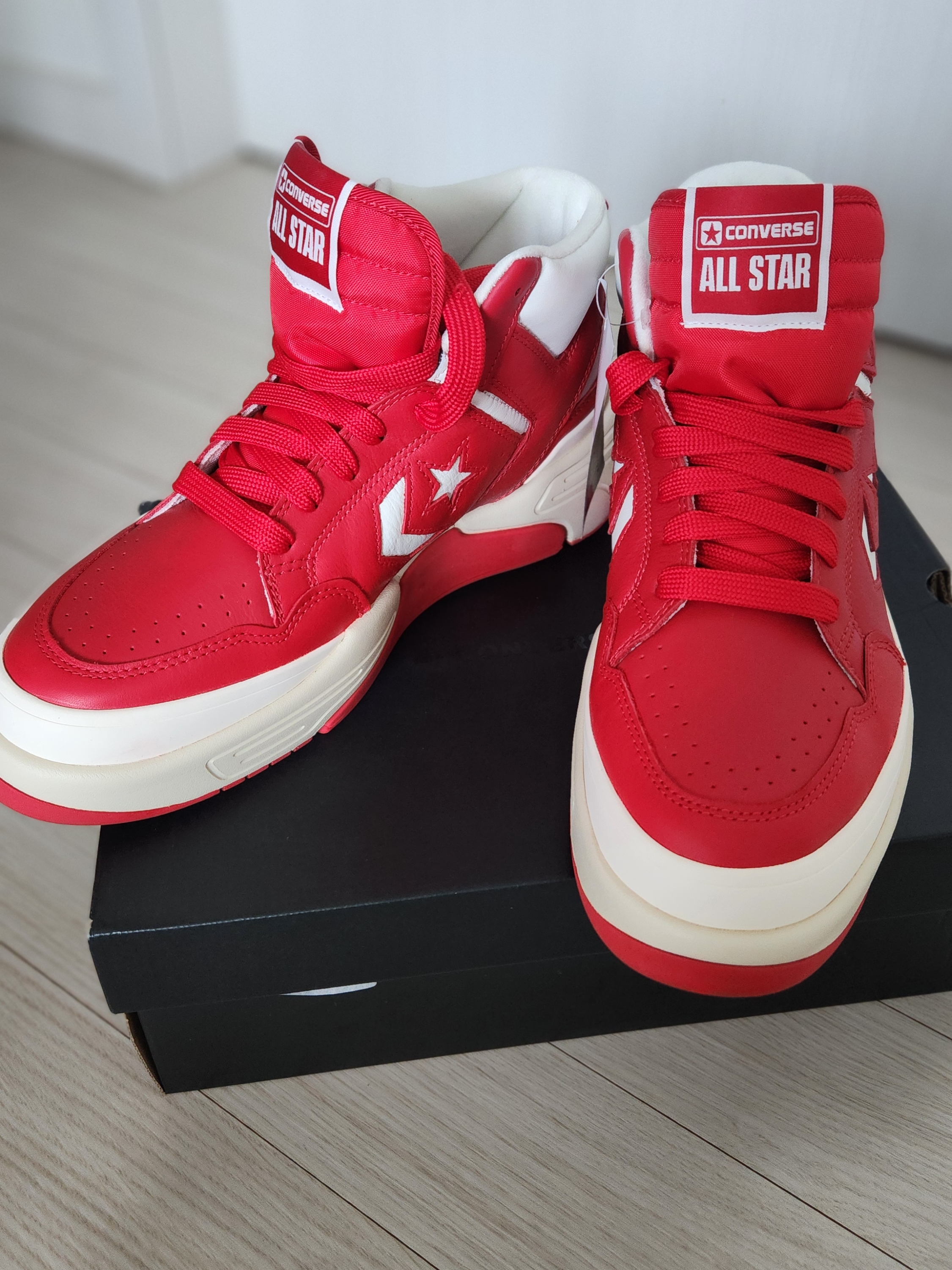 Converse Weapon CX Mid University Red White 착용 스타일 - 3