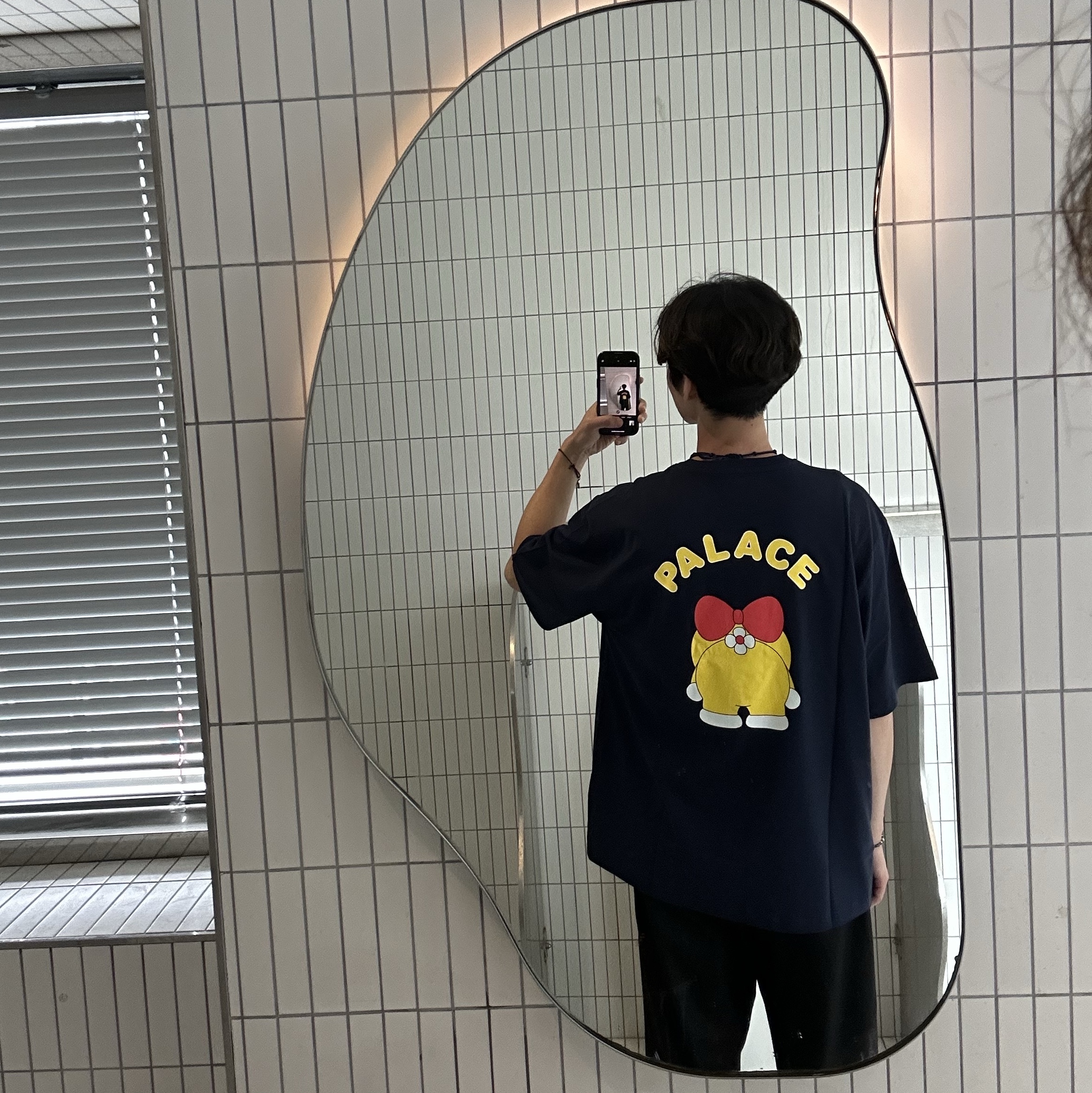 Palace x Doraemon T-Shirt Navy - 25FW 착용 스타일 - 2