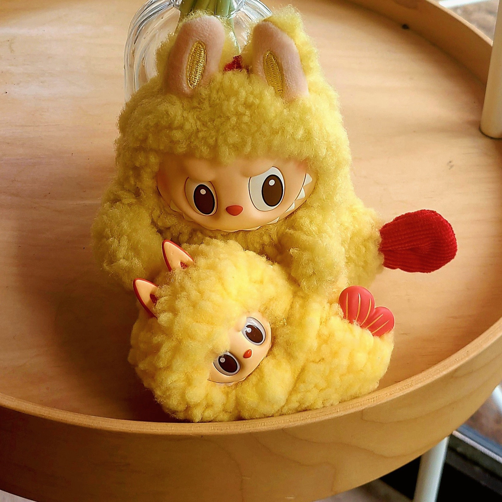 Pop Mart Labubu The Monsters Wacky Mart Series Earphone Case, Pop Mart Labubu The Monsters Wacky Mart Series Figures Fried Shrimp (Opened Case) 착용 스타일 - 2