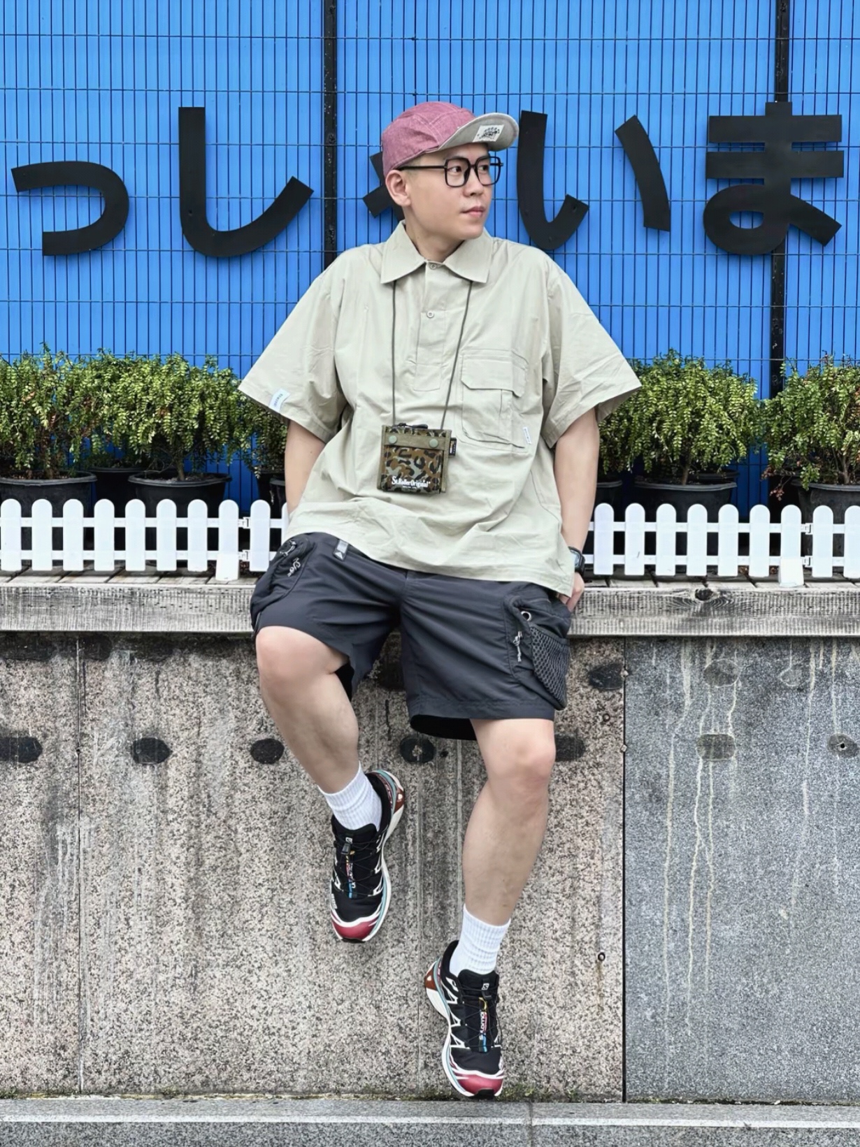 Nike ACG Snowgrass Cargo Shorts Black - Asia, Salomon XT-6 ADV Black 착용 스타일 - 2