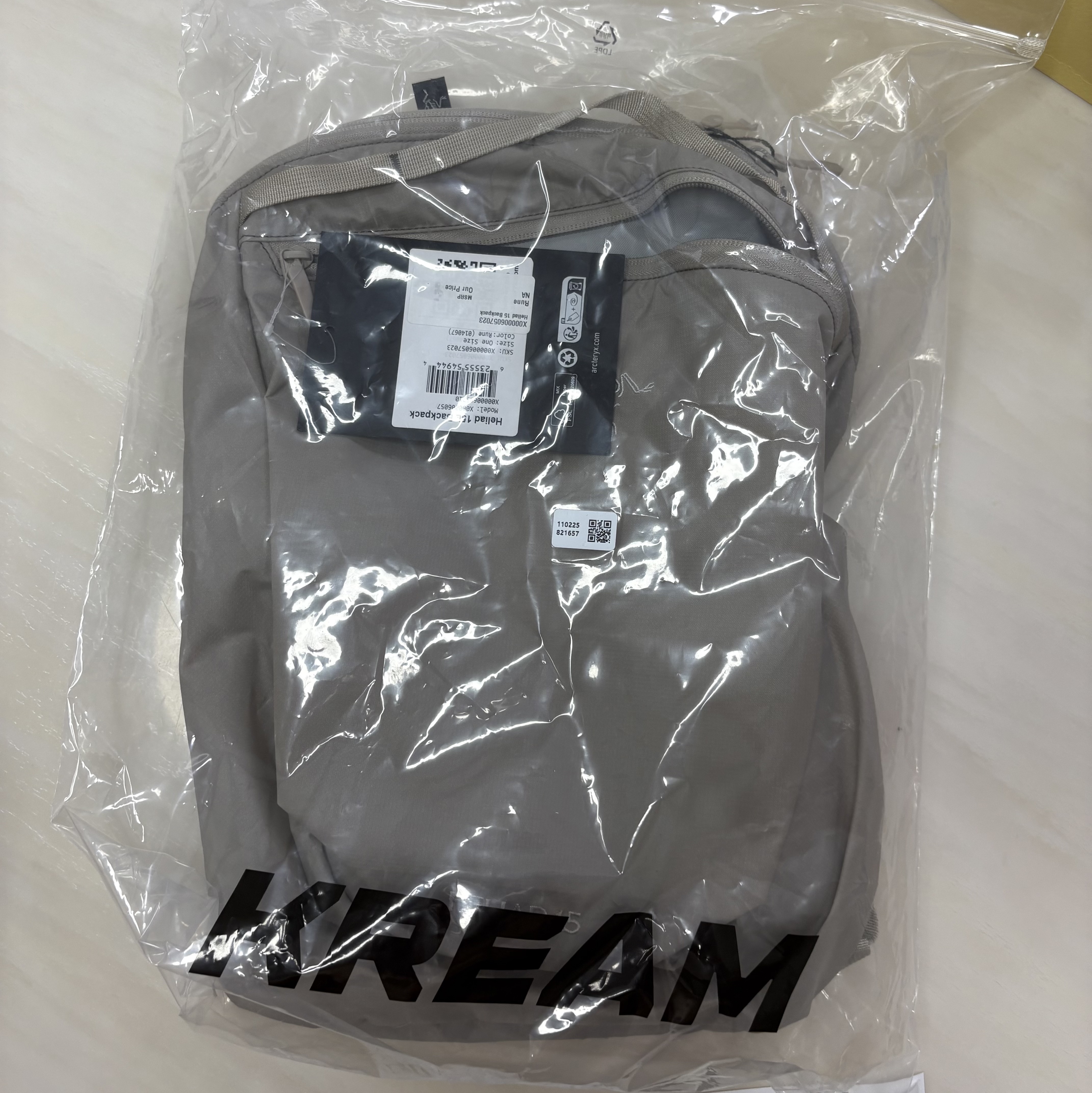 Arc'teryx Heliad 15 Backpack Rune 착용 스타일