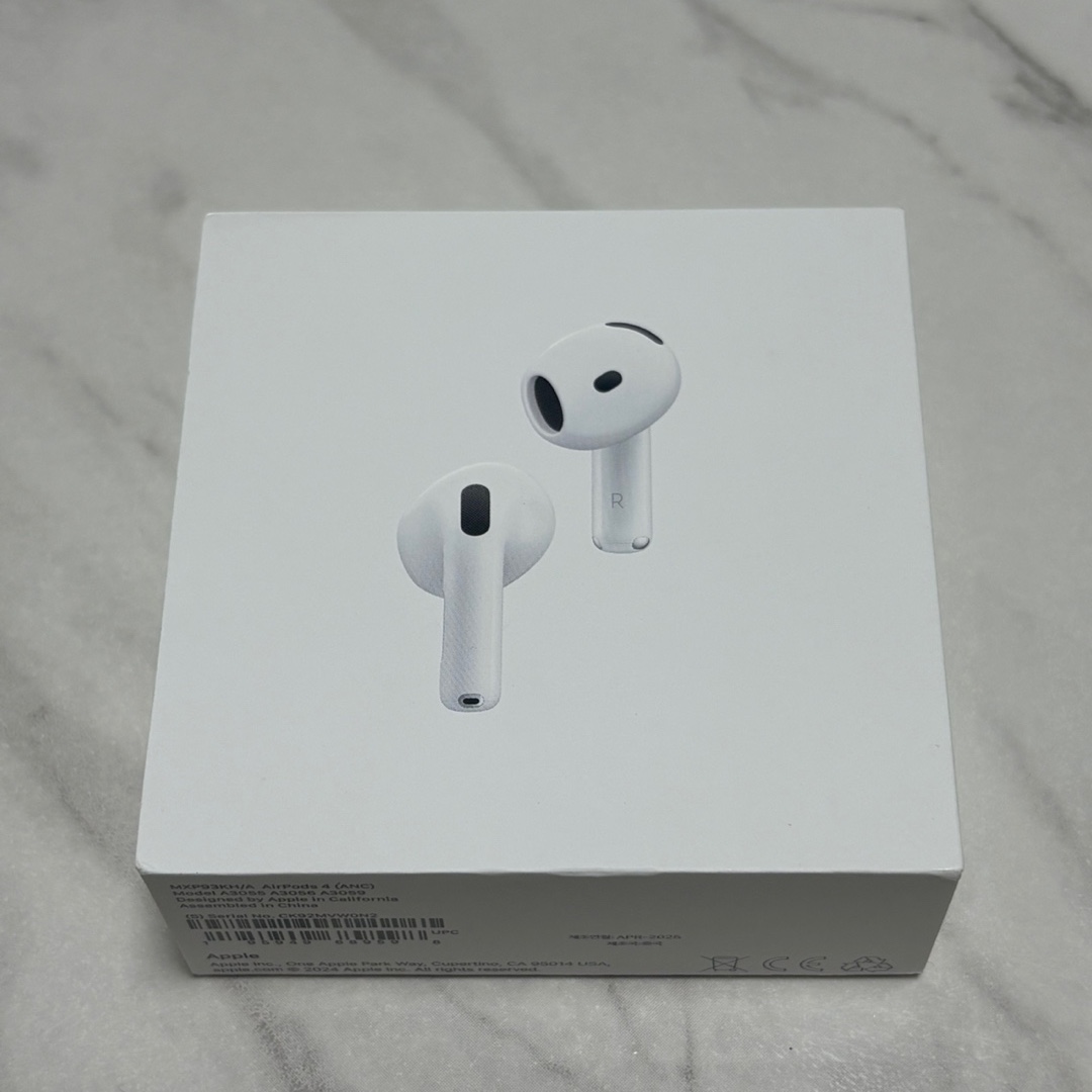 Apple AirPods 4th Gen with Active Noise Cancellation (Korean Ver.) 착용 스타일 - 2