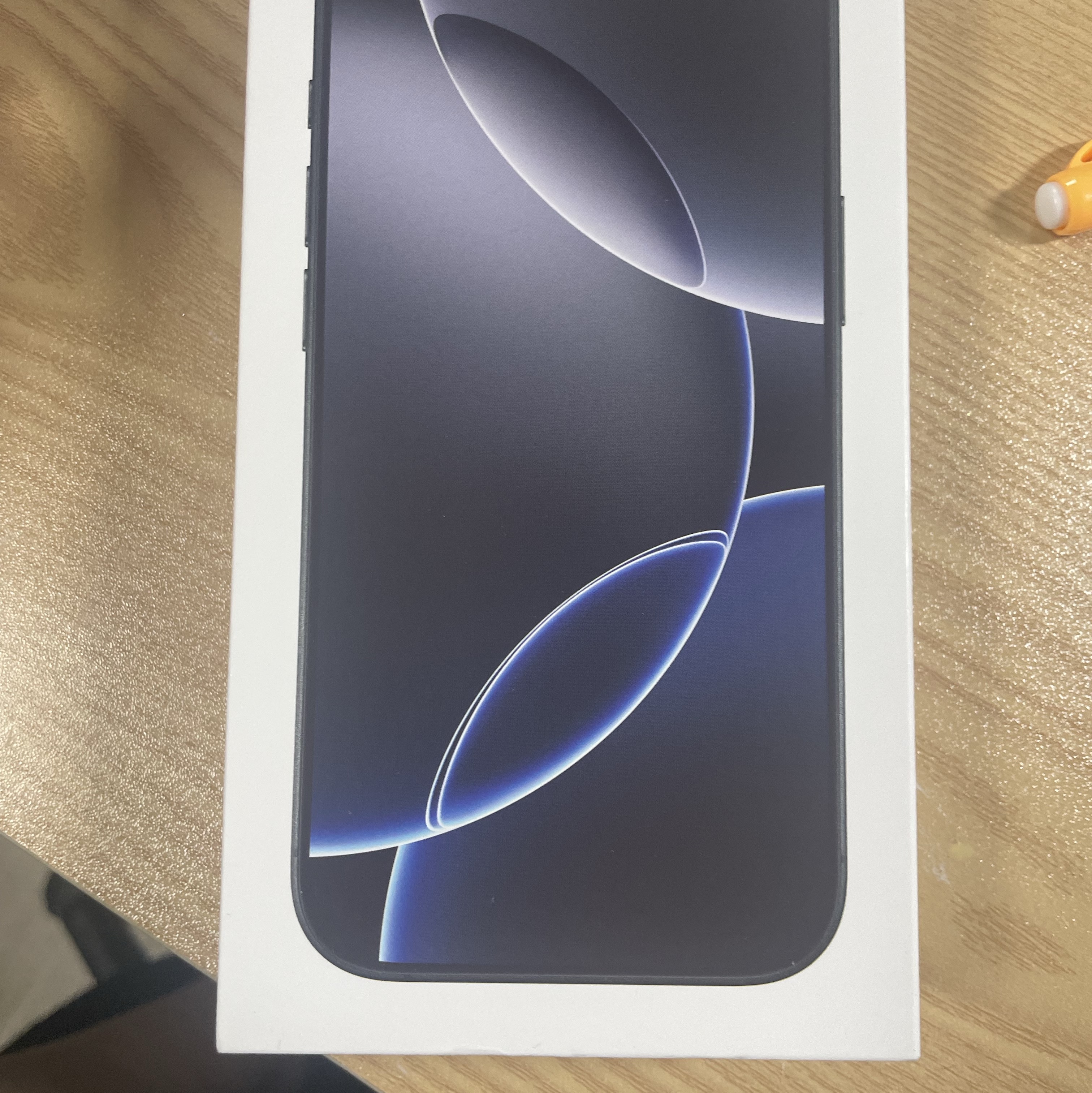 Apple iPhone 16 Pro 256GB Black Titanium (Korean Ver.) 착용 스타일