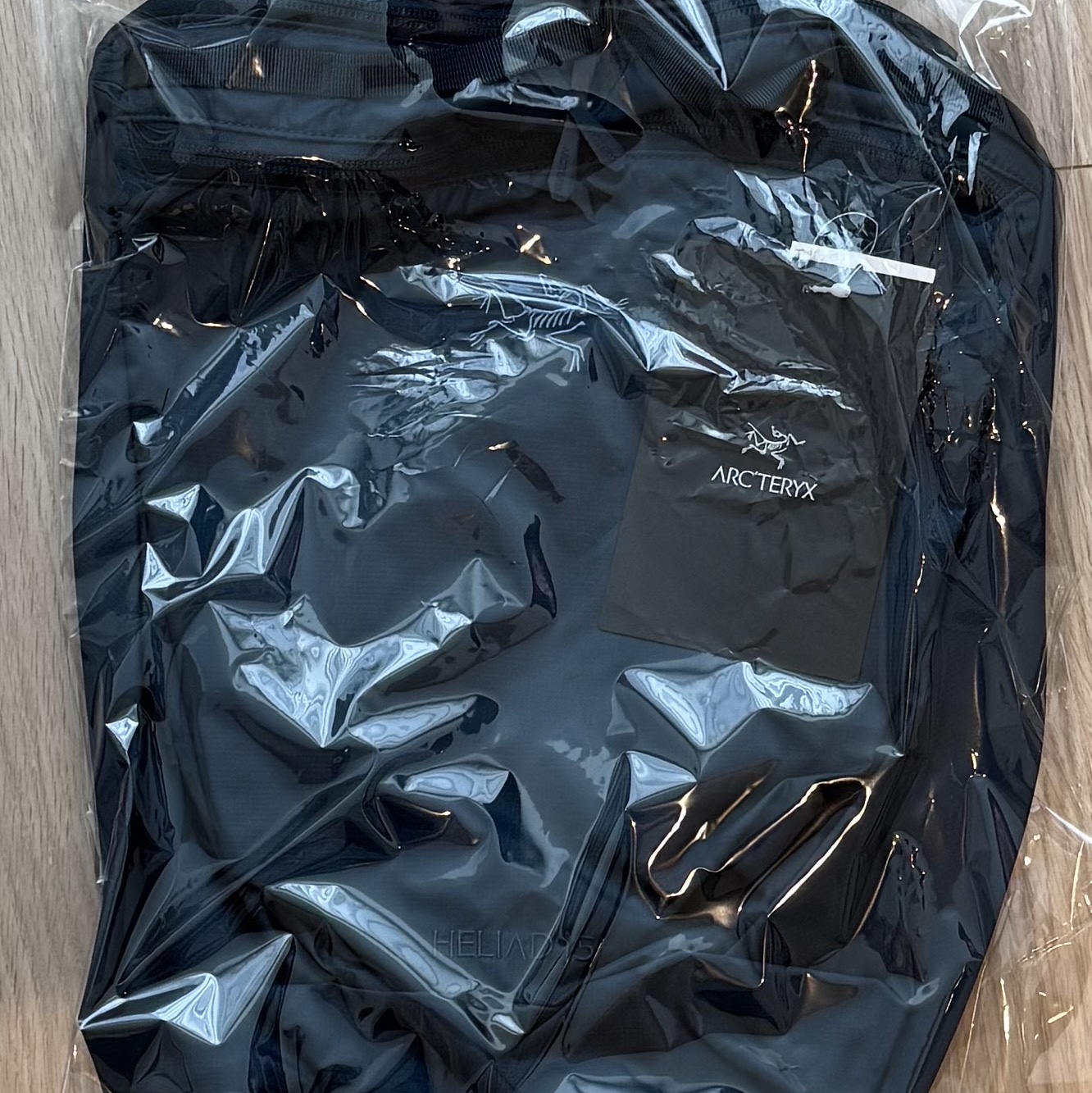 Arc'teryx Heliad 15 Backpack Nightscape 착용 스타일
