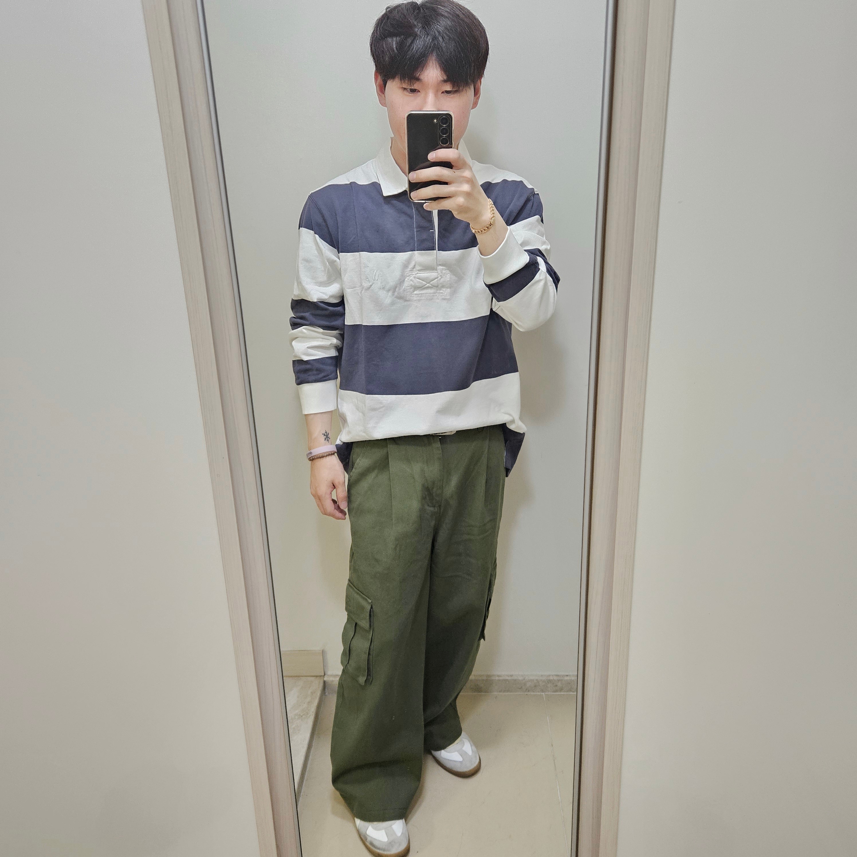Uniqlo x JW Anderson Oversized Rugger Stripe Polo Shirt Navy - KR, Maison Margiela Calfskin Replica Sneakers 착용 스타일