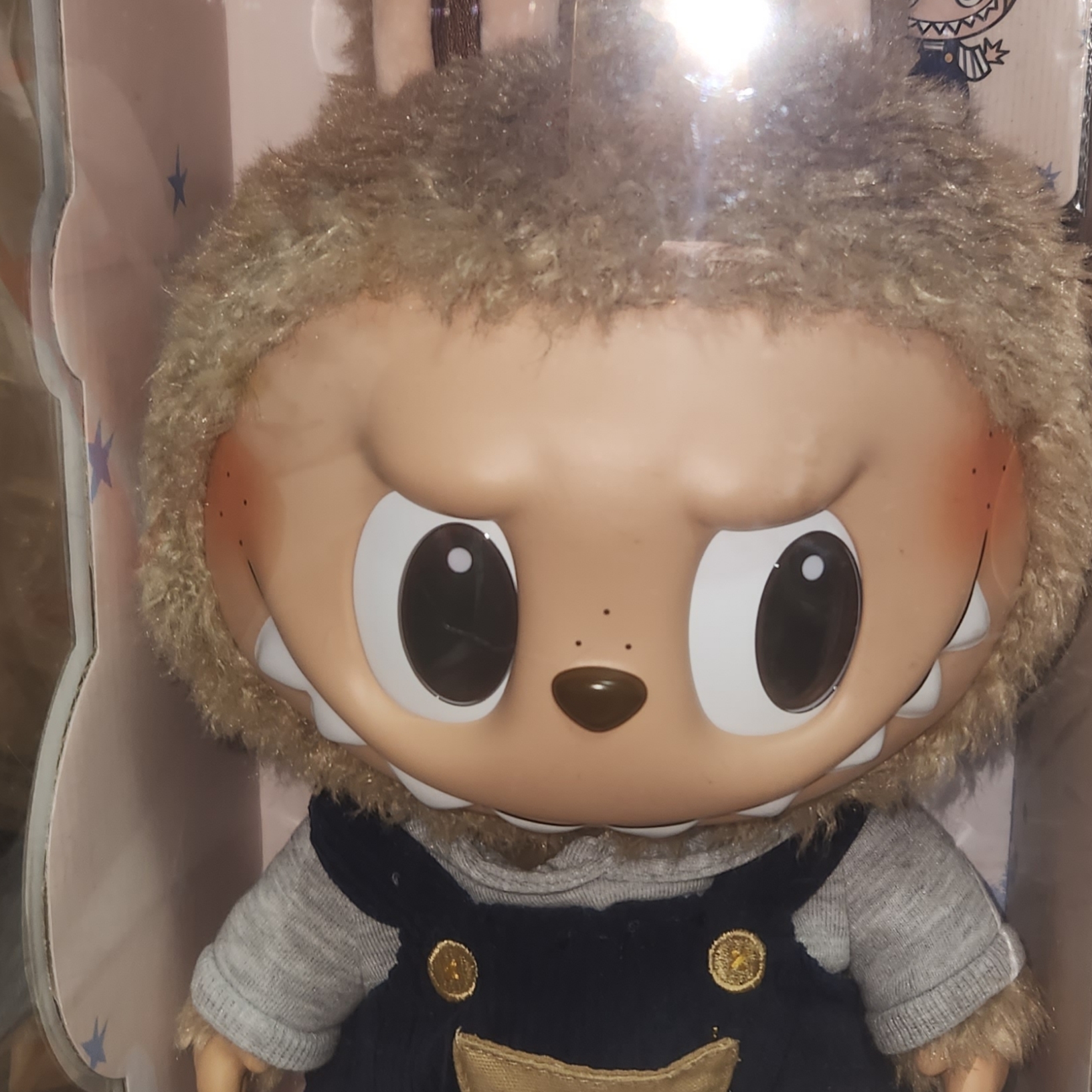 Pop Mart Labubu Time To Chill Vinyl Plush Doll 착용 스타일 - 2