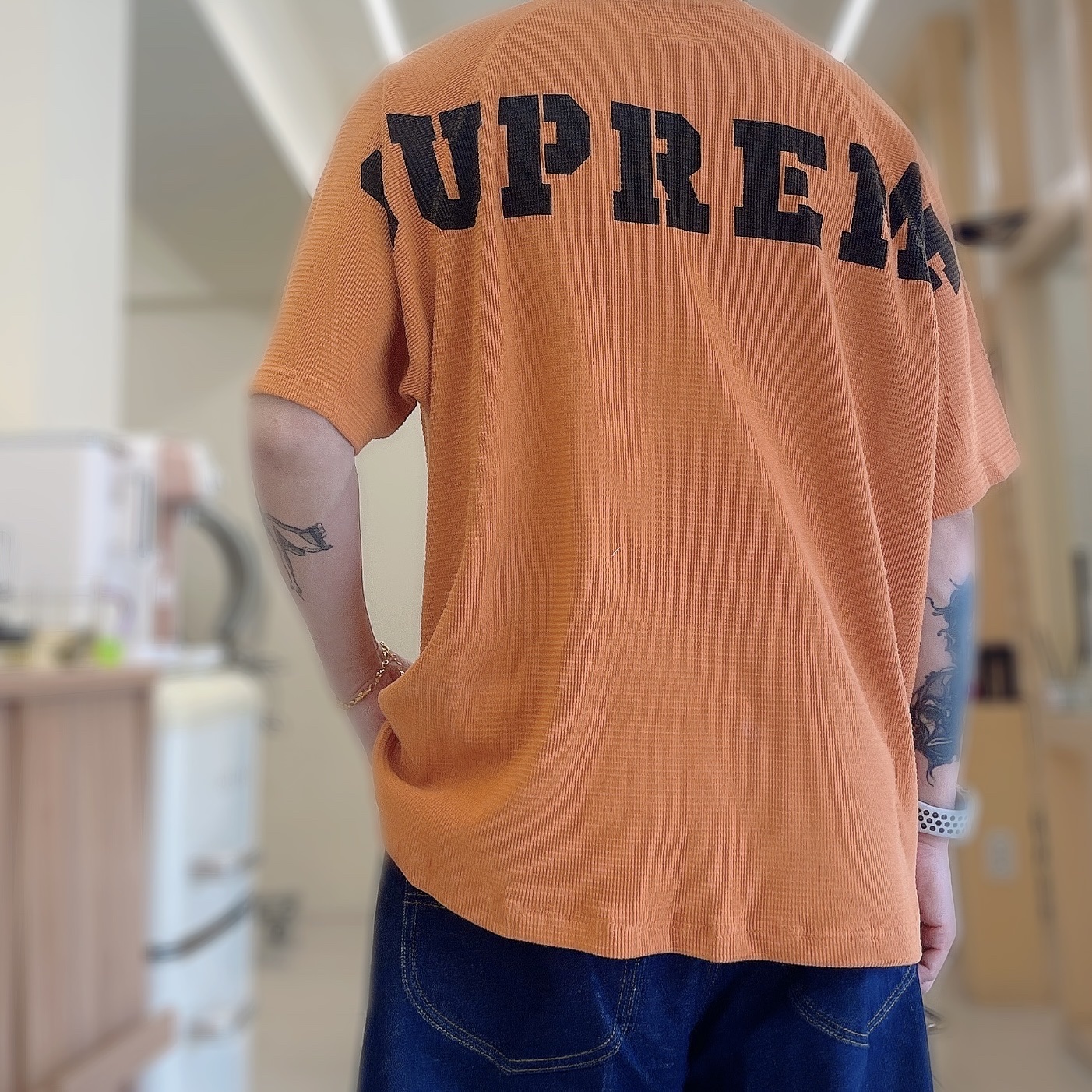 Supreme Stencil Thermal S/S Top Orange - 24FW 착용 스타일