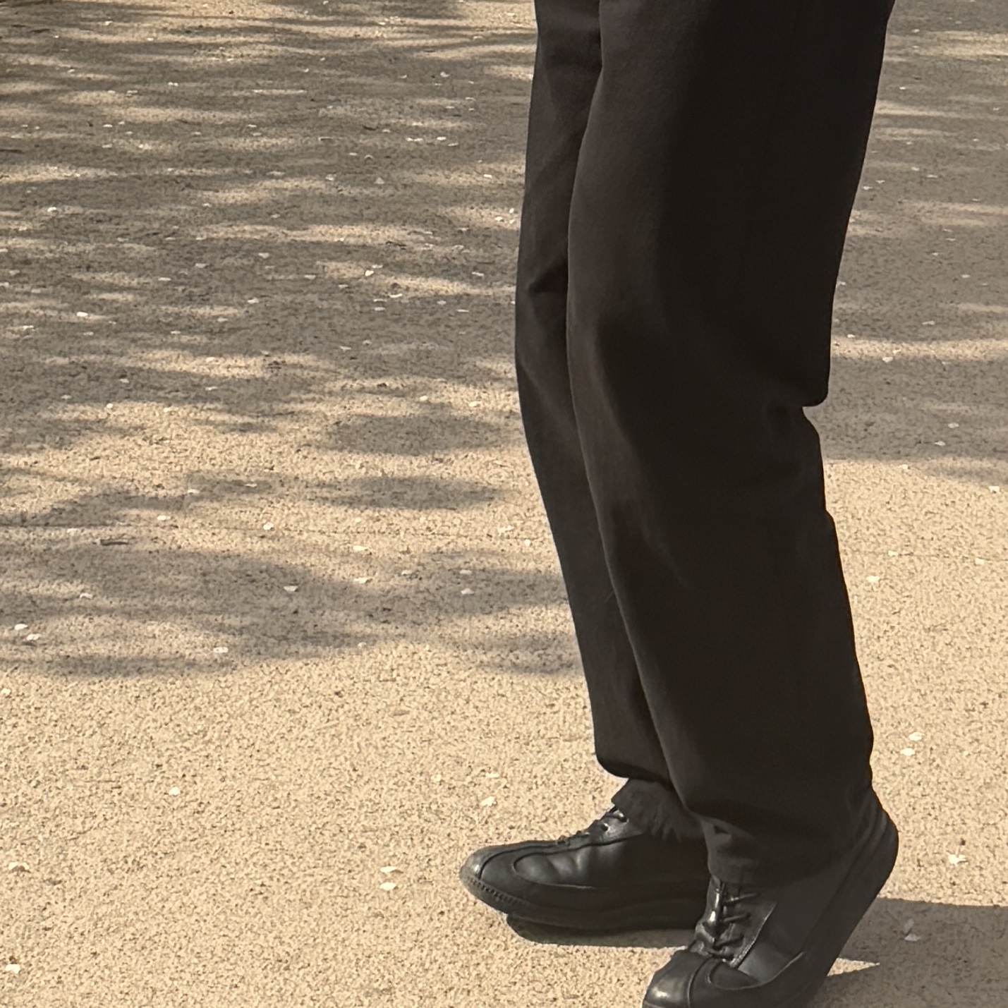 Pemont Dress Black 착용 스타일